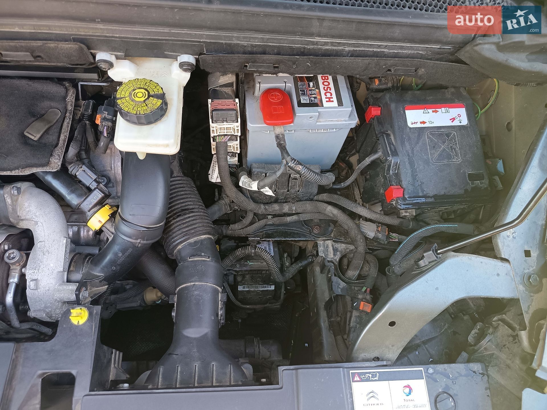 Citroen Grand C4 Picasso 2015 VIN VF73A9HC8FJ609764 фото оголошення 25 з 37
