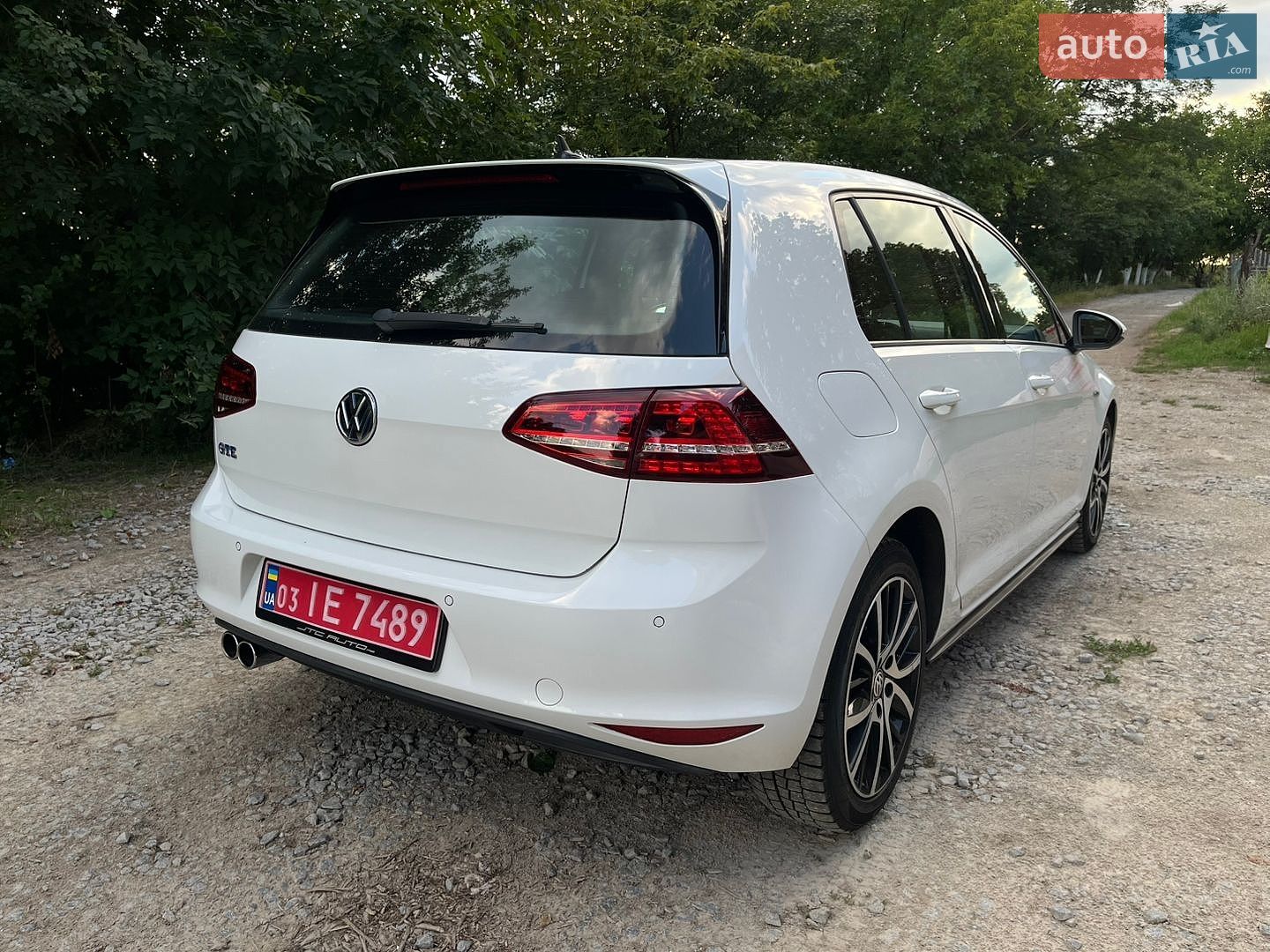 Volkswagen Golf GTE 2015 VIN WVWZZZAUZFW809192 фото оголошення 5 з 22