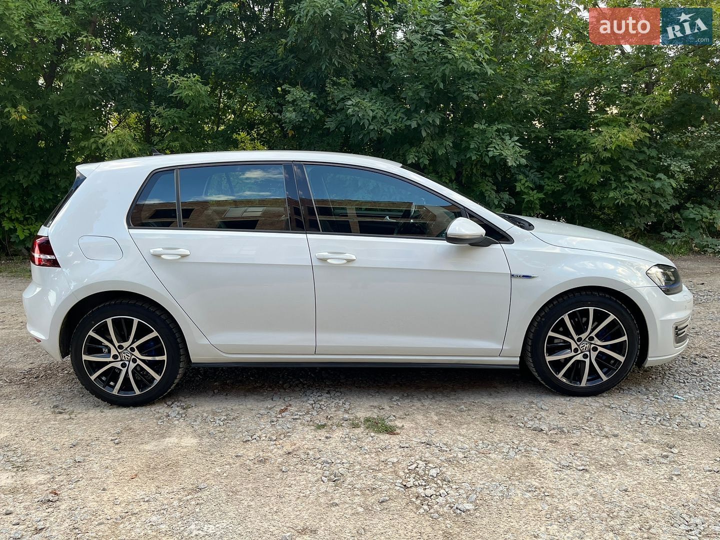 Volkswagen Golf GTE 2015 VIN WVWZZZAUZFW809192 фото оголошення 4 з 22