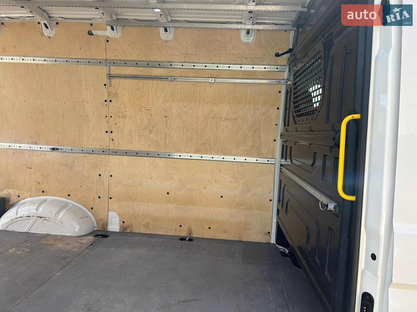 Volkswagen Crafter 2021 VIN WV1ZZZSYZM9015271 фото оголошення 12 з 26