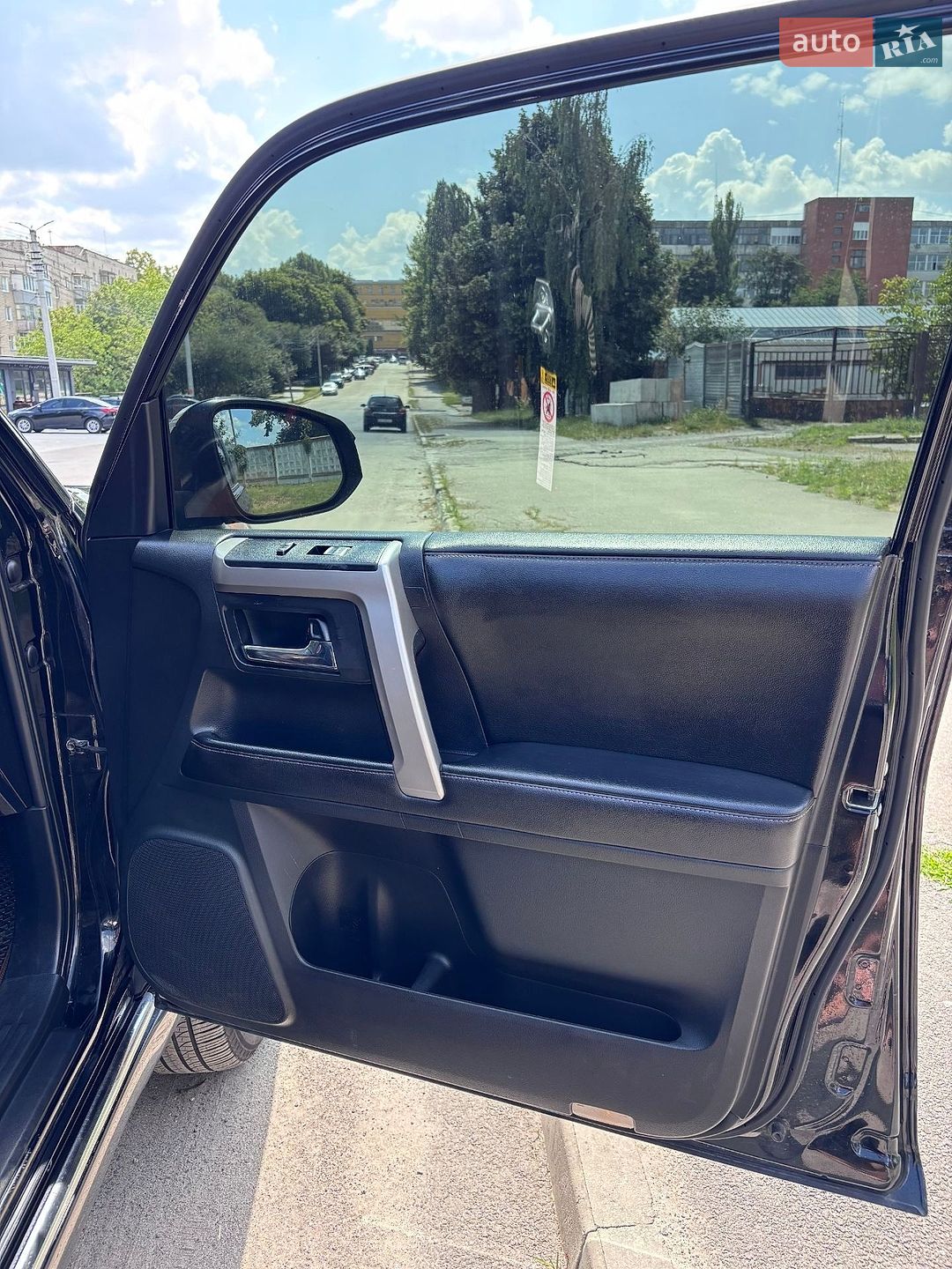 Toyota 4Runner 2015 VIN JTEBU5JR8F5261259 фото оголошення 4 з 34