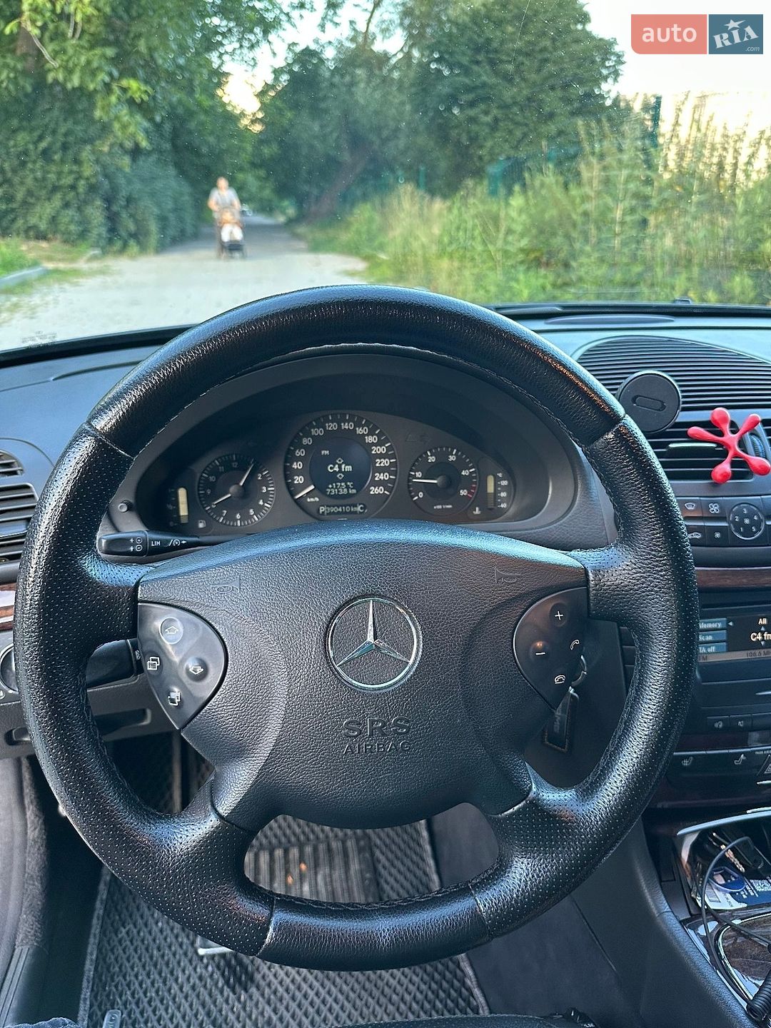 Mercedes-Benz E-Class 2004 VIN WDB2110061A602012 фото оголошення 34 з 43