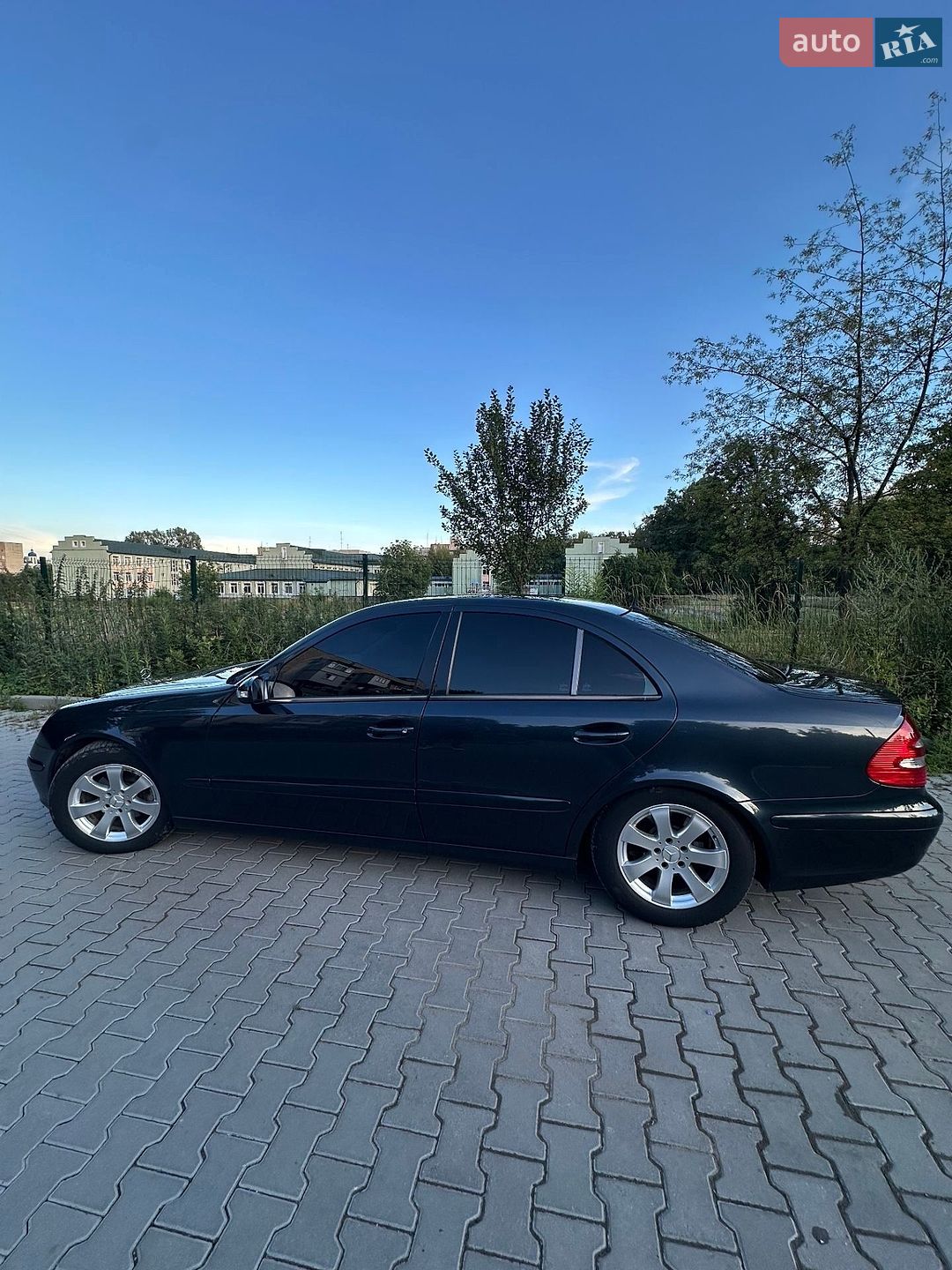 Mercedes-Benz E-Class 2004 VIN WDB2110061A602012 фото оголошення 31 з 43