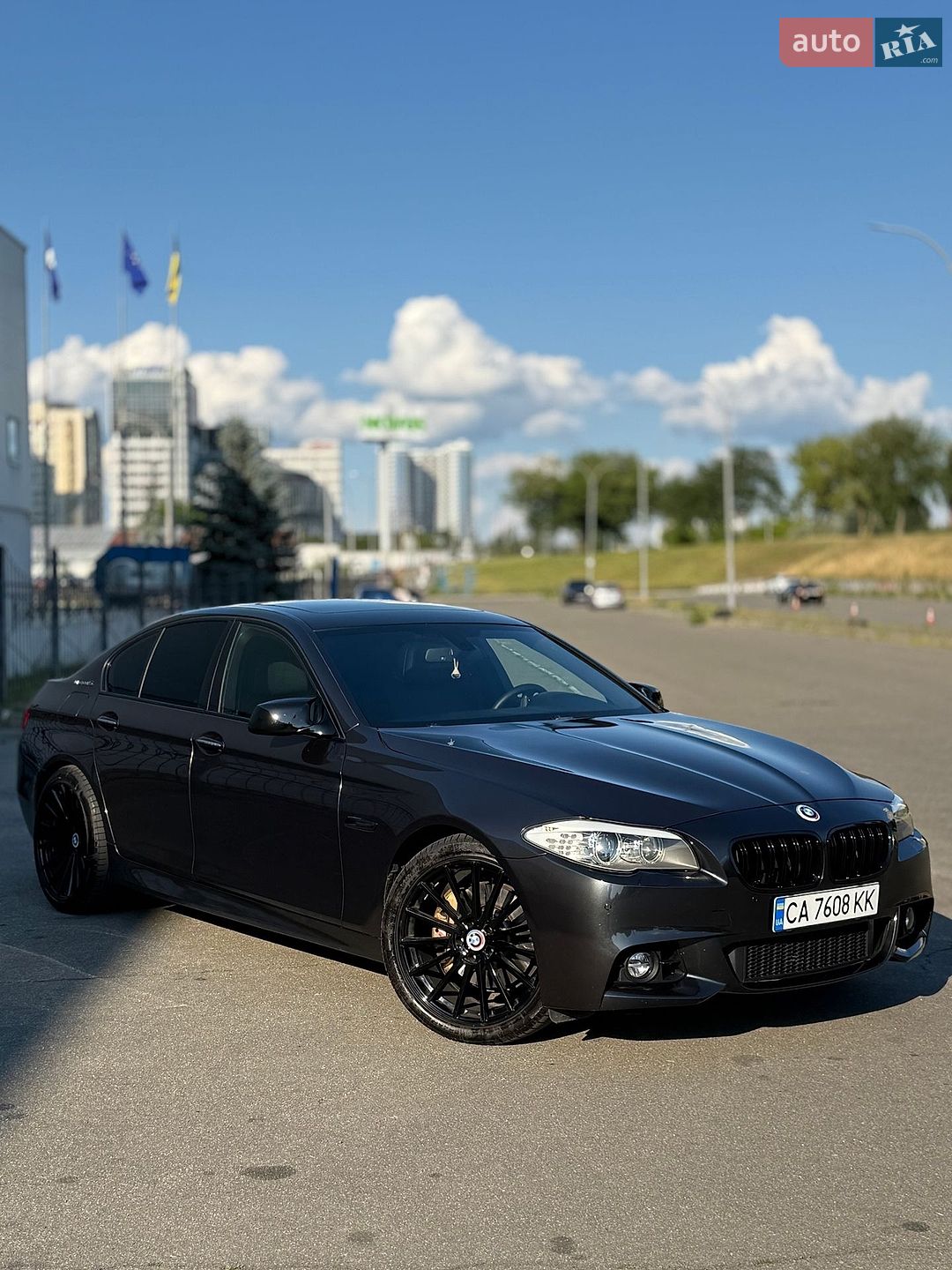 BMW 5 Series 2012 VIN WBAFZ9C51DC751847 фото оголошення 7 з 53