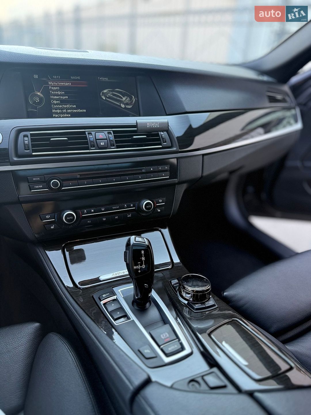 BMW 5 Series 2012 VIN WBAFZ9C51DC751847 фото оголошення 26 з 53