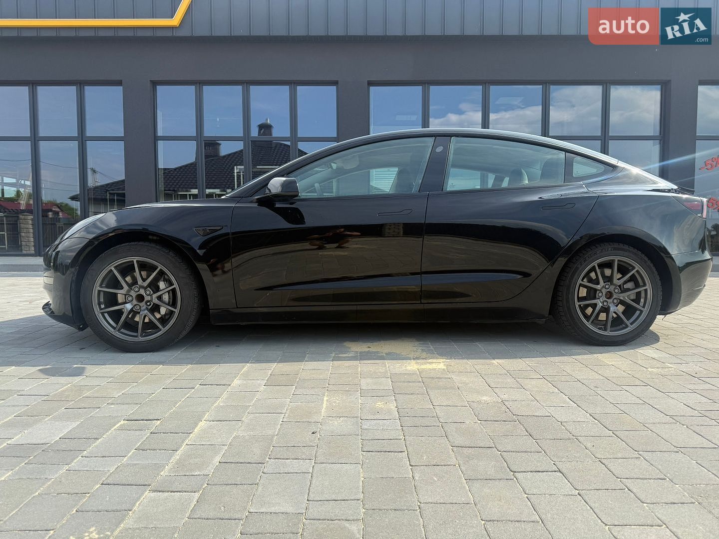 Tesla Model 3 2022 VIN 5YJ3E1EA9NF286218 фото оголошення 4 з 70