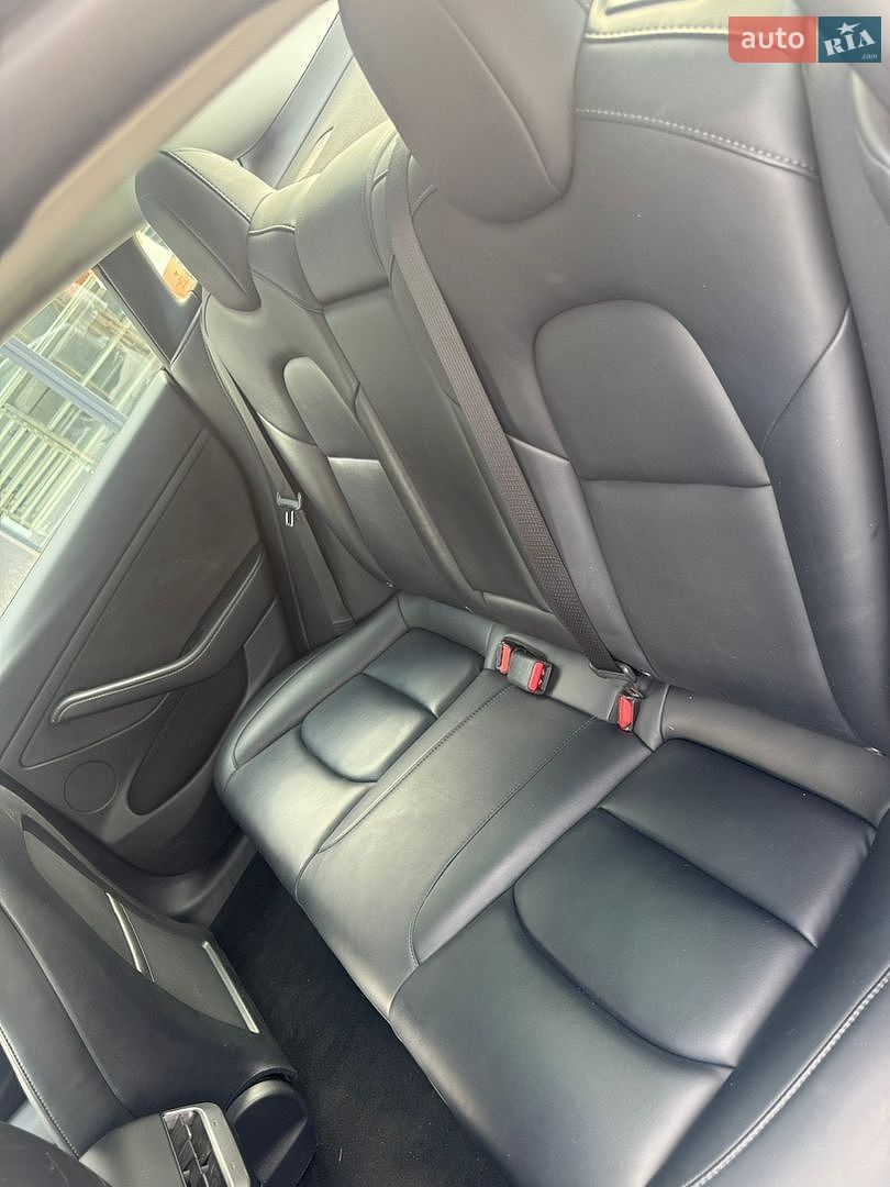 Tesla Model 3 2022 VIN 5YJ3E1EA9NF286218 фото оголошення 61 з 70