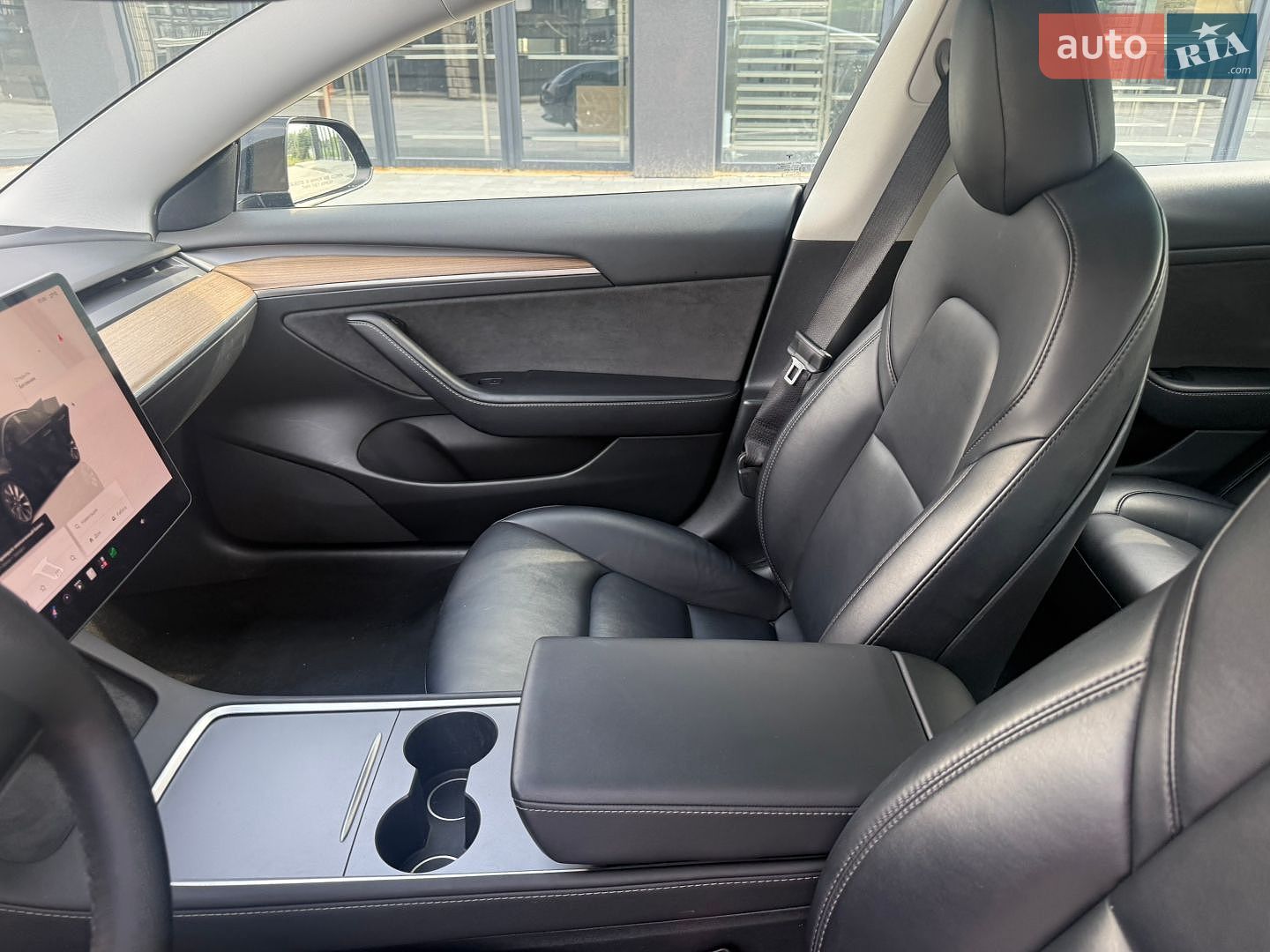 Tesla Model 3 2022 VIN 5YJ3E1EA9NF286218 фото оголошення 68 з 70