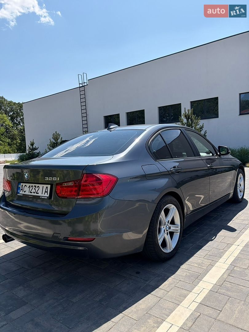 BMW 3 Series 2013 VIN WBA3B3G56DNR79846 фото оголошення 6 з 23