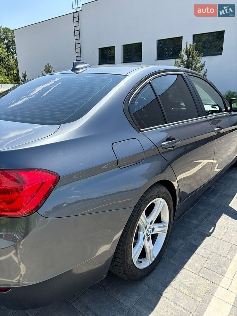 BMW 3 Series 2013 VIN WBA3B3G56DNR79846 фото оголошення 4 з 23