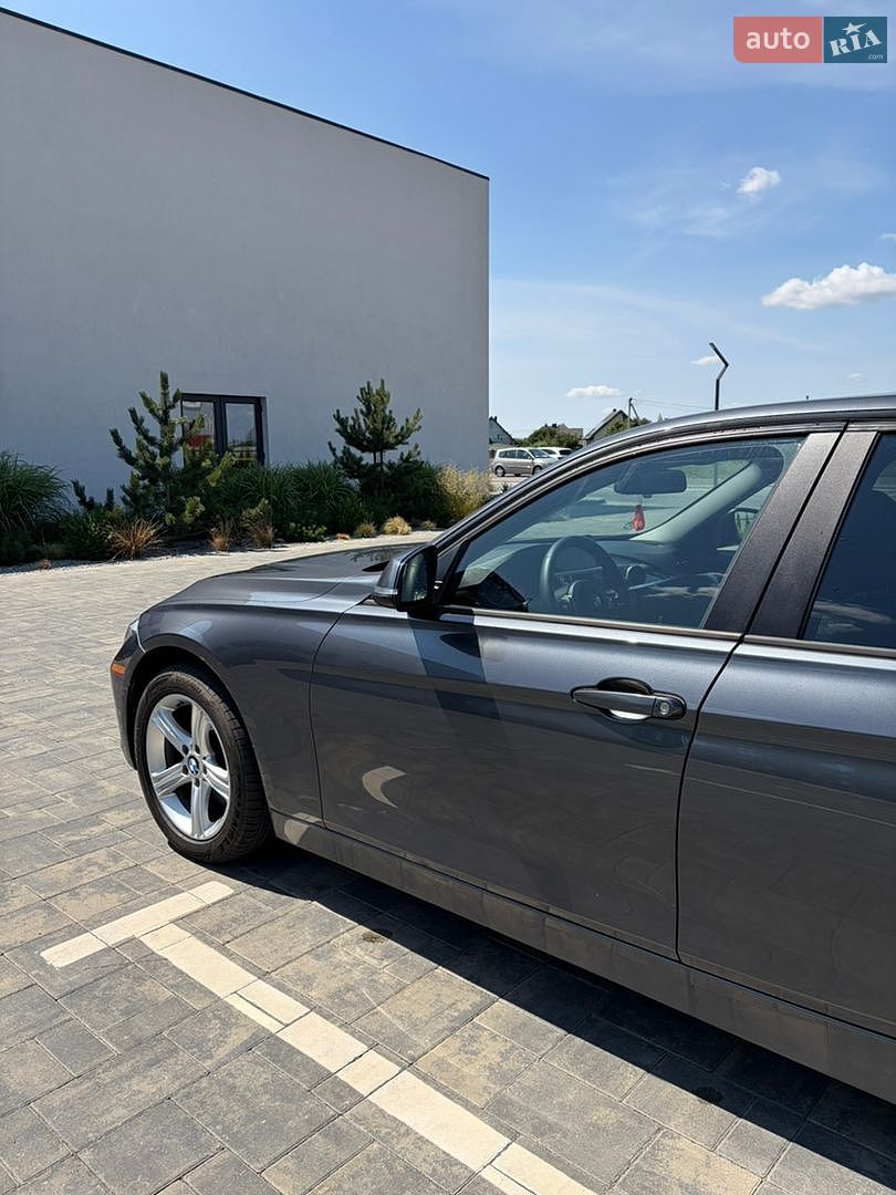 BMW 3 Series 2013 VIN WBA3B3G56DNR79846 фото оголошення 3 з 23