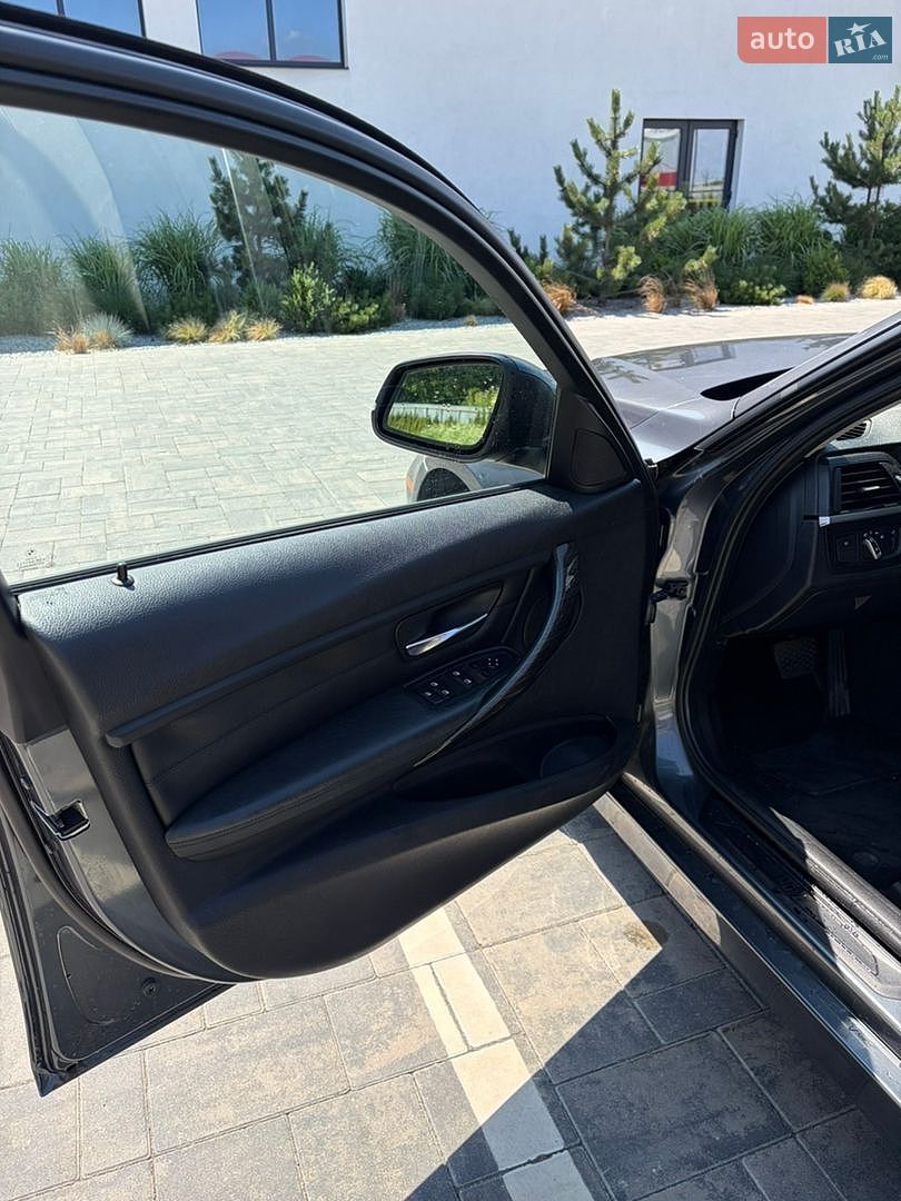 BMW 3 Series 2013 VIN WBA3B3G56DNR79846 фото оголошення 9 з 23