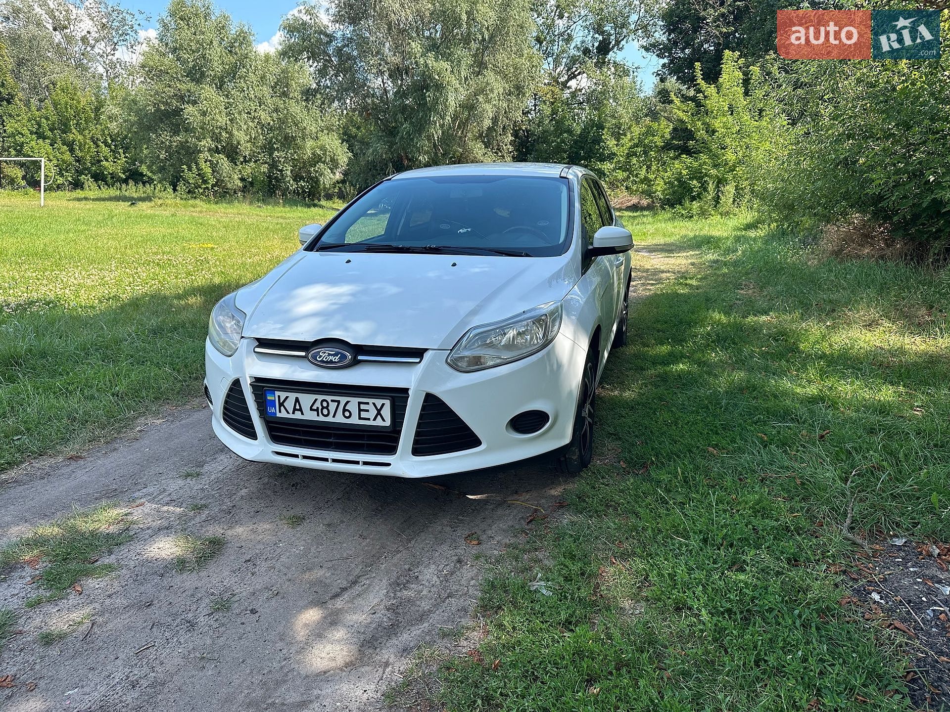 Ford Focus 2011 VIN WF0LXXGCBLBM80813 фото оголошення 2 з 17
