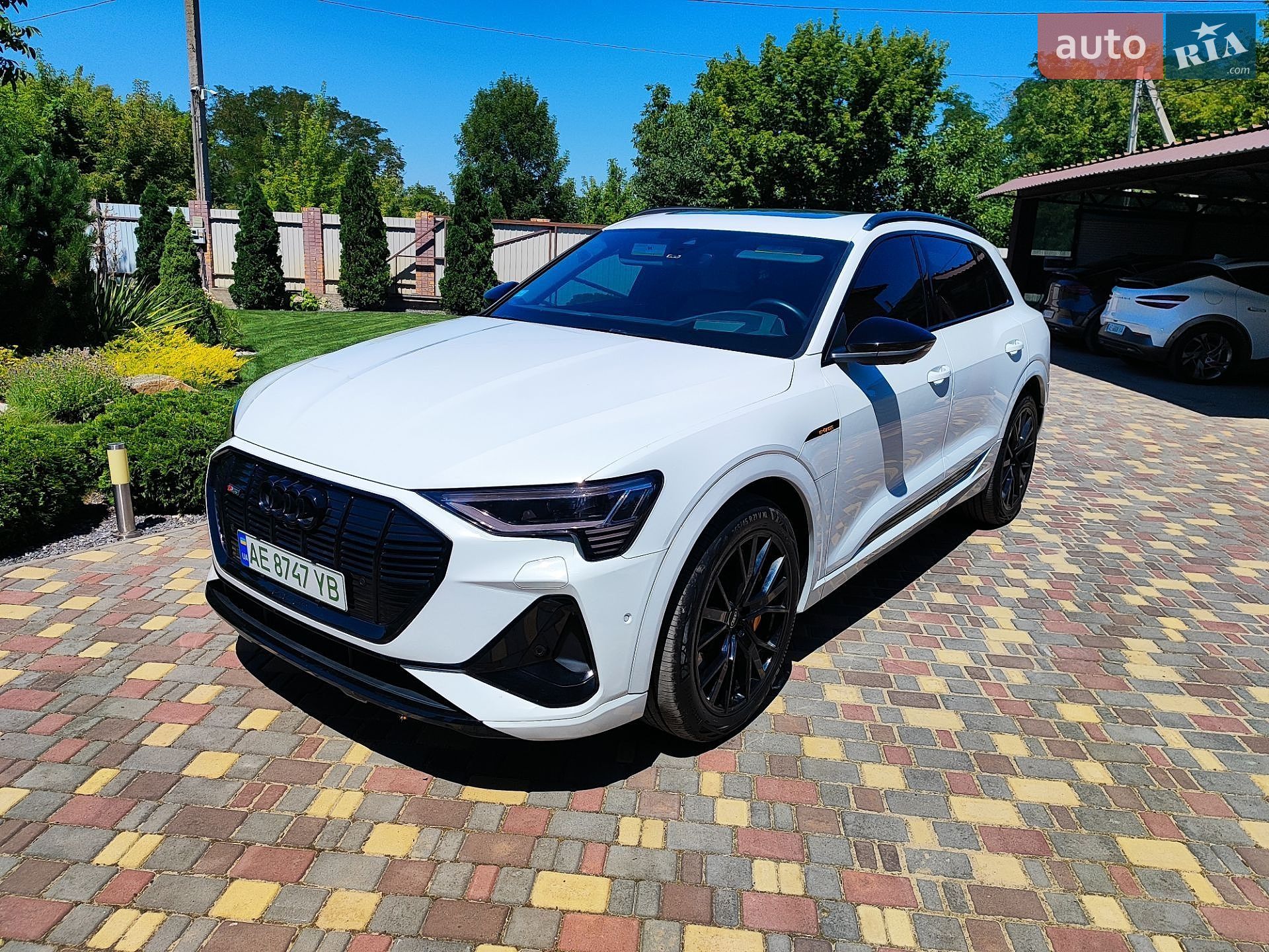 Audi e-tron 2022 VIN WA1VABGE0NB023493 фото оголошення 11 з 35