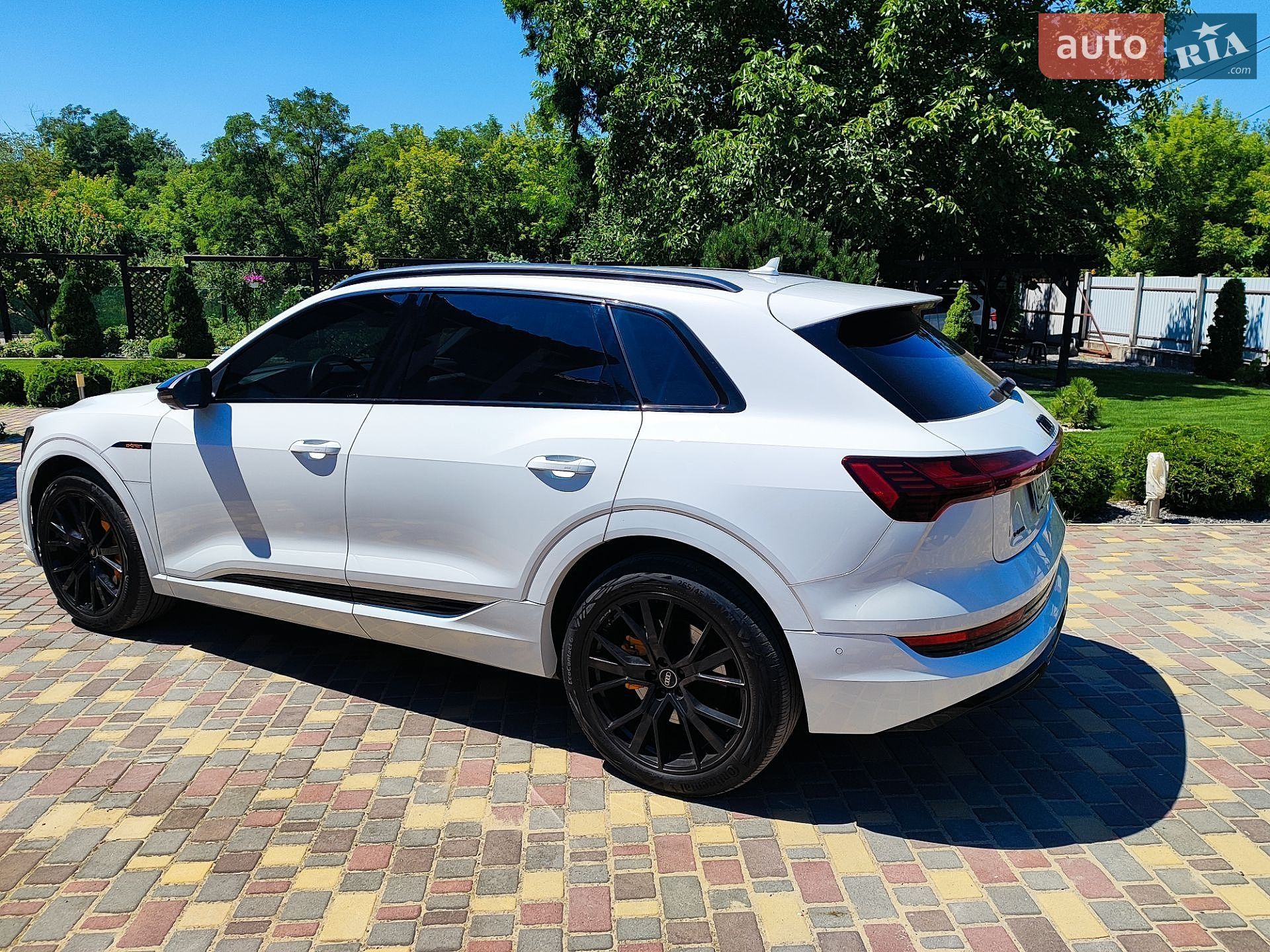 Audi e-tron 2022 VIN WA1VABGE0NB023493 фото оголошення 12 з 35