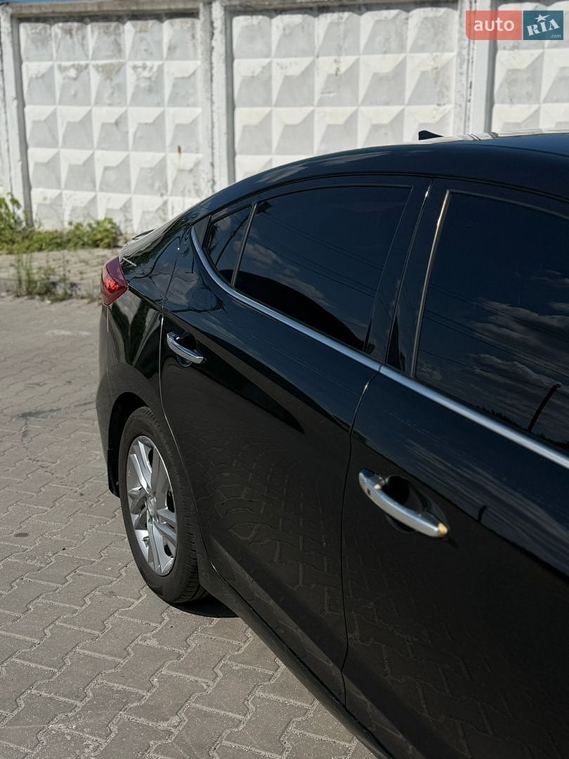 Hyundai Elantra 2016 VIN 5NPD84LF0HH011712 фото оголошення 4 з 25