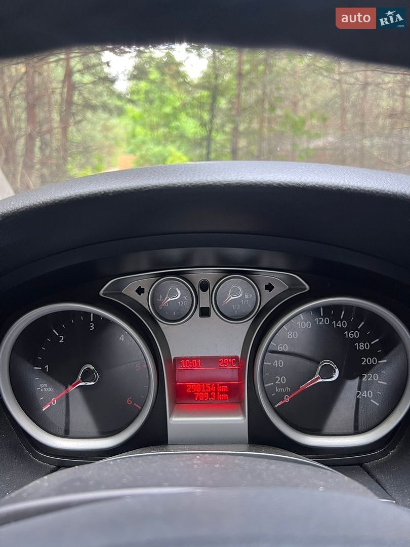 Ford Focus 2010 VIN WF0SXXGCDSAP57001 фото оголошення 14 з 22