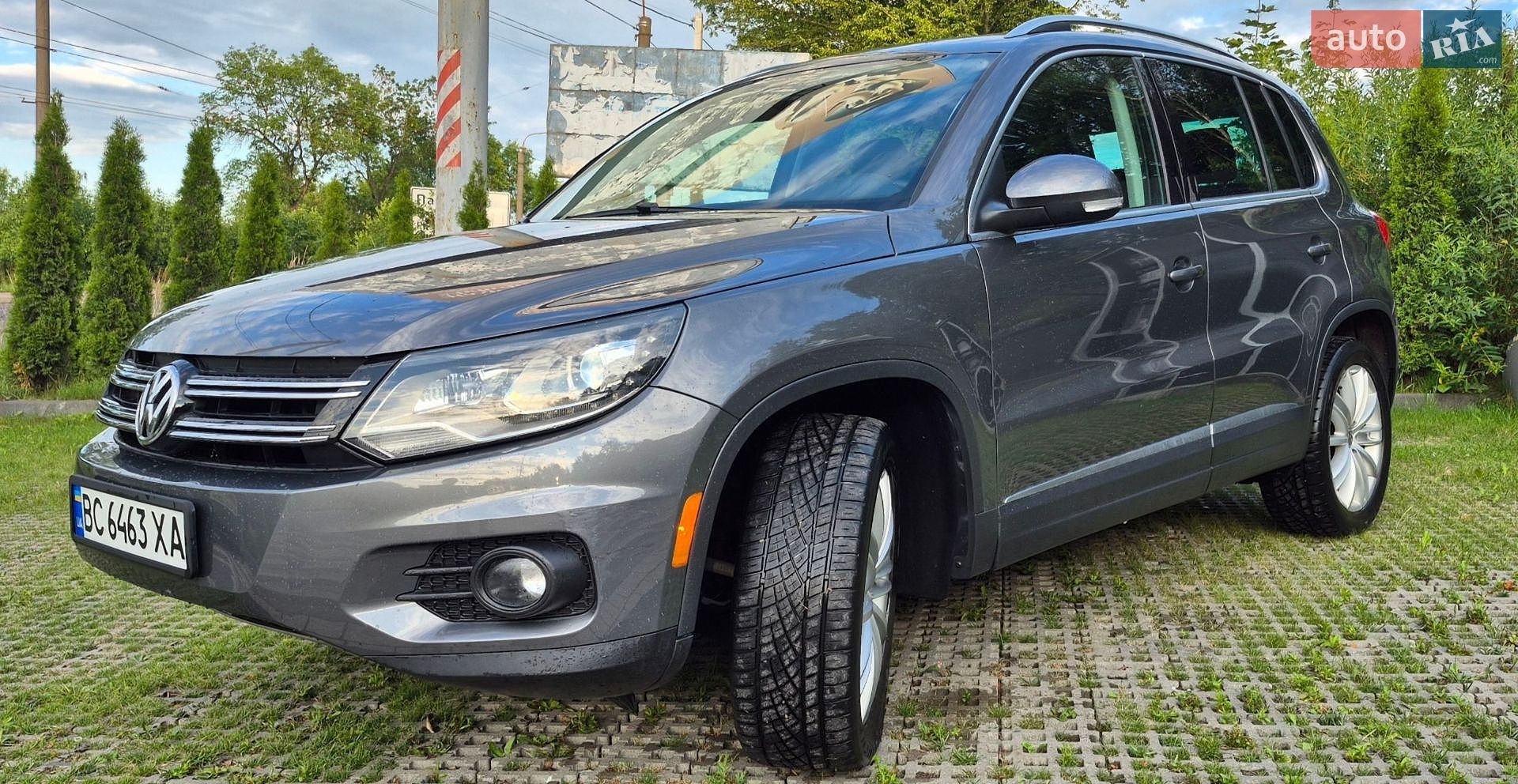 Volkswagen Tiguan 2015 VIN WVGBV7AX0GW562000 фото оголошення 3 з 24