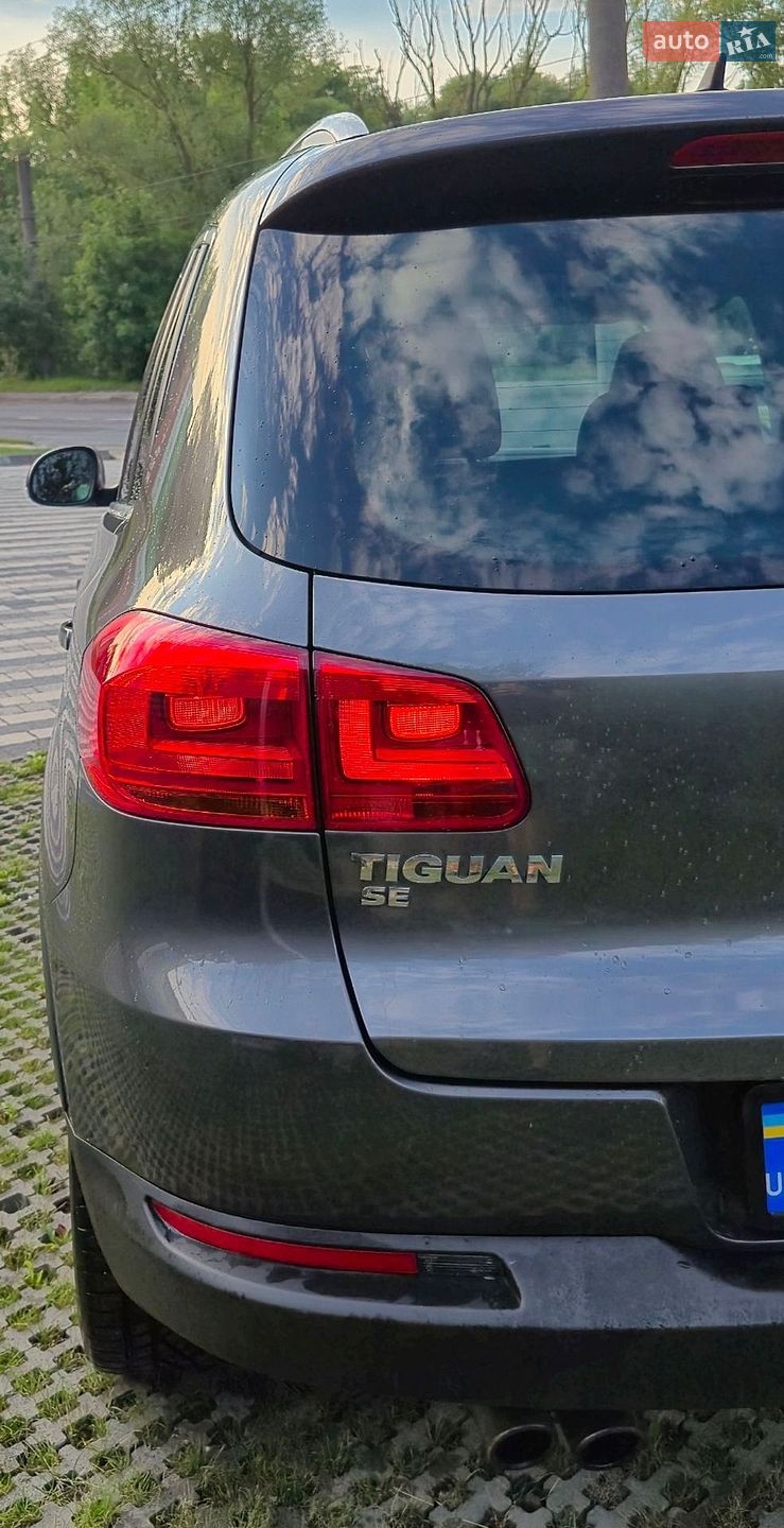 Volkswagen Tiguan 2015 VIN WVGBV7AX0GW562000 фото оголошення 12 з 24