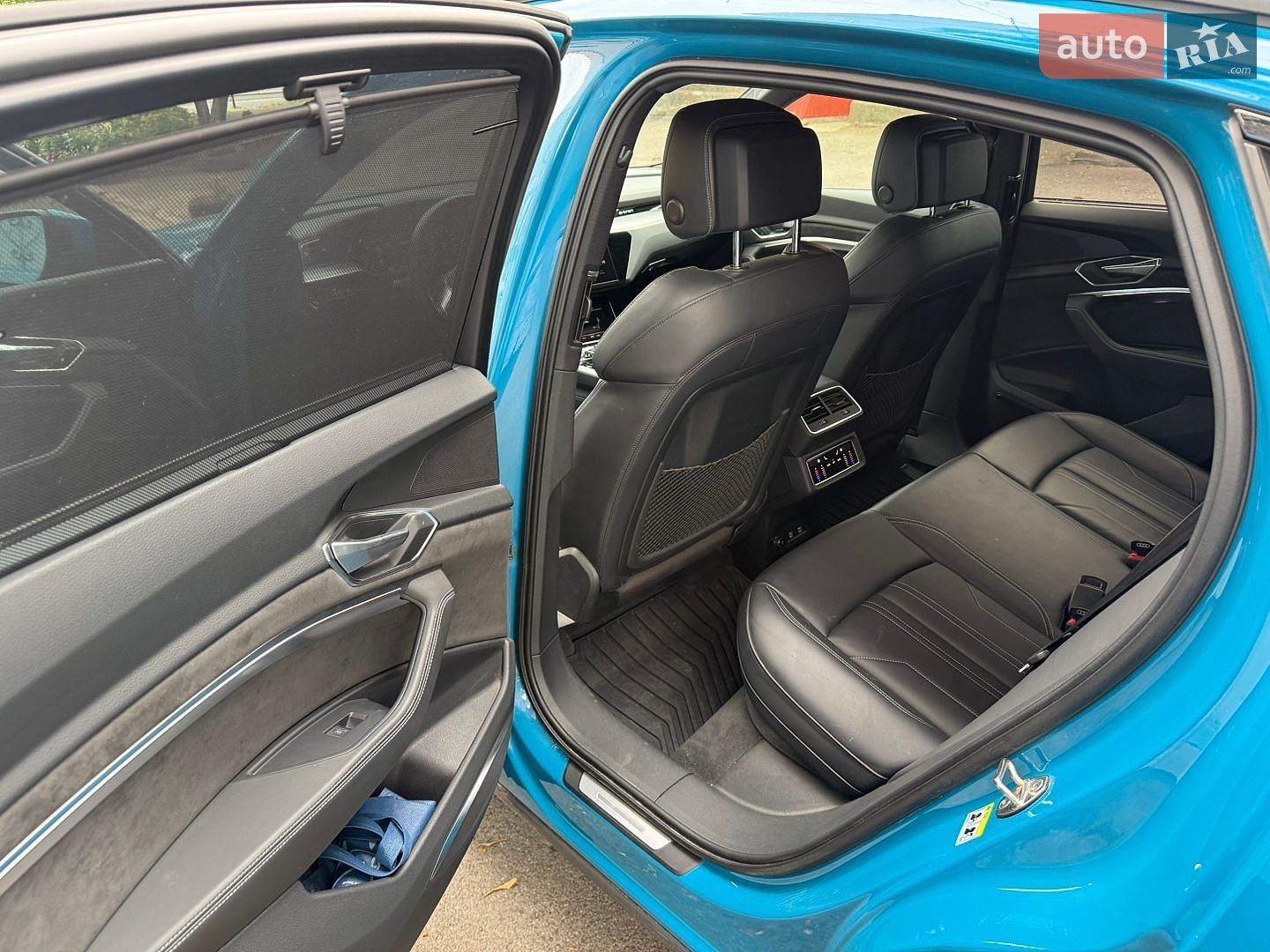 Audi e-tron Sportback 2020 VIN WAUZZZGE4MB012579 фото оголошення 8 з 12
