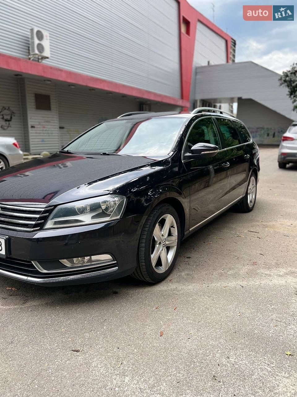 Volkswagen Passat 2012 VIN WVWZZZ3CZCE170987 фото оголошення 8 з 18