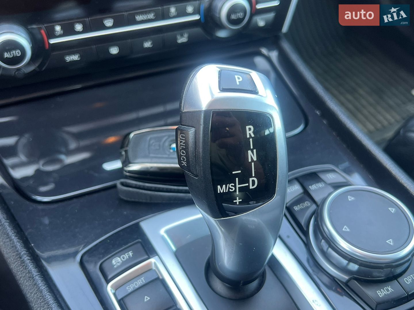BMW 5 Series 2015 VIN WBA5N21050D498655 фото оголошення 23 з 59