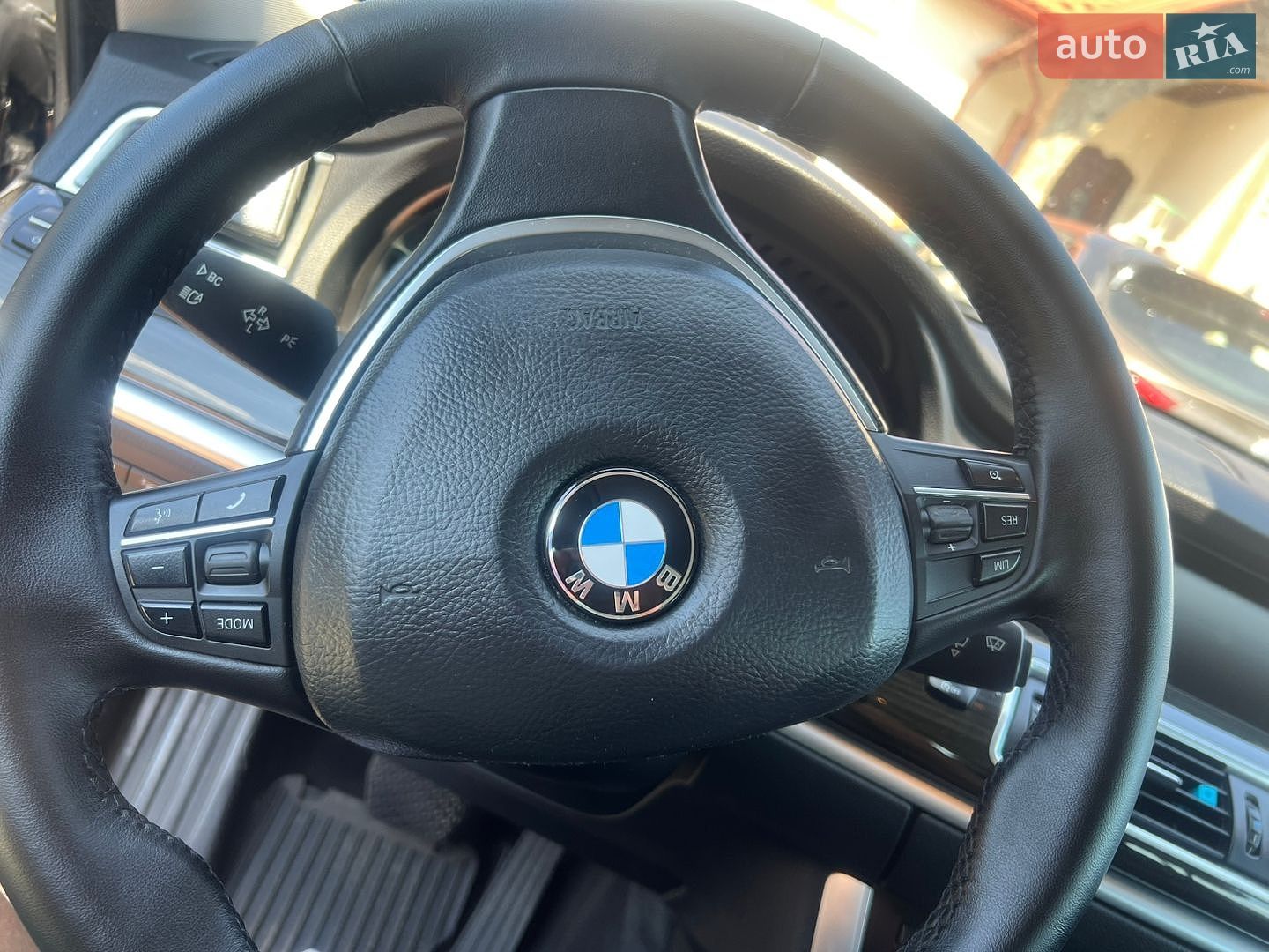 BMW 5 Series 2015 VIN WBA5N21050D498655 фото оголошення 25 з 59
