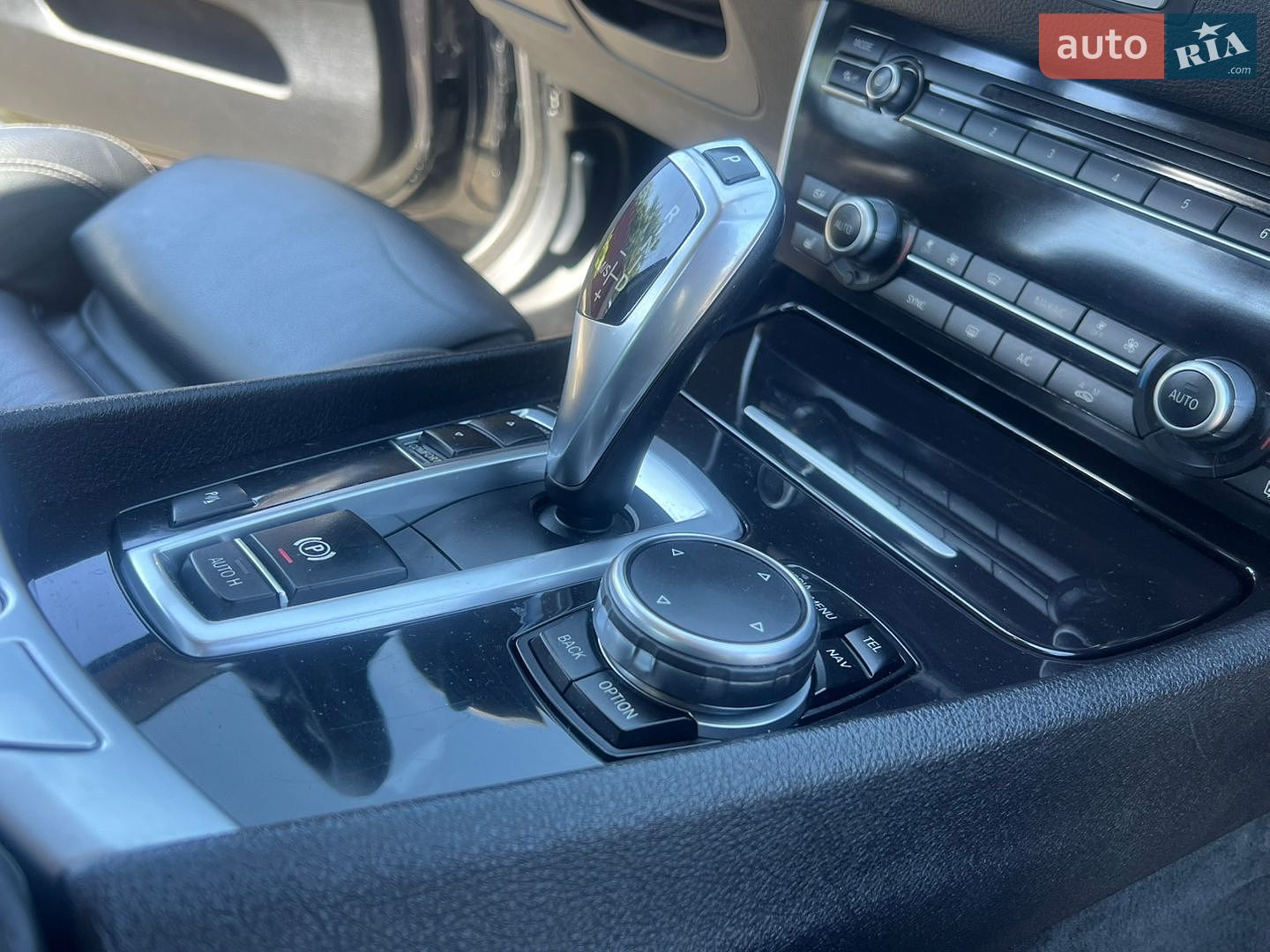 BMW 5 Series 2015 VIN WBA5N21050D498655 фото оголошення 51 з 59