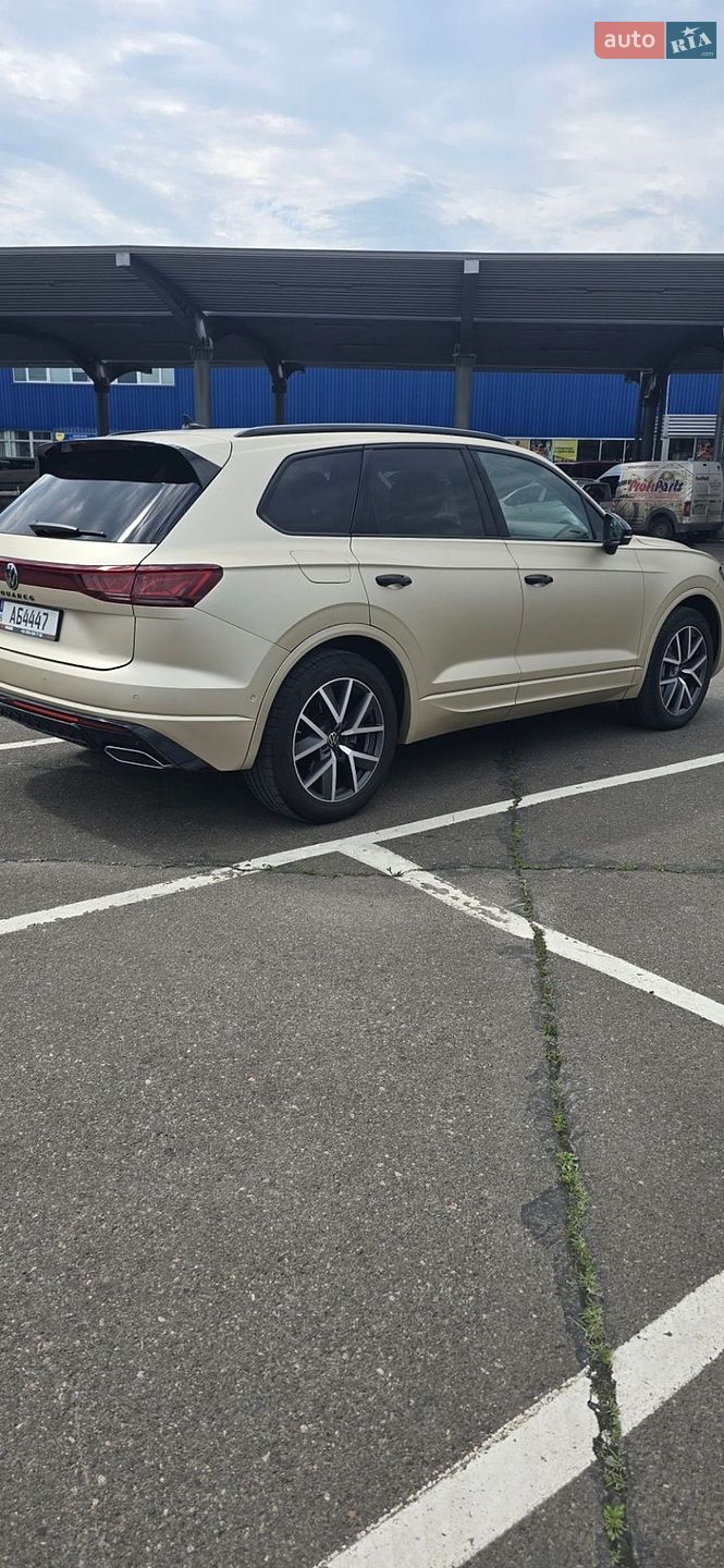 Volkswagen Touareg 2023 VIN WVGZZZCR4RD009913 фото оголошення 6 з 12