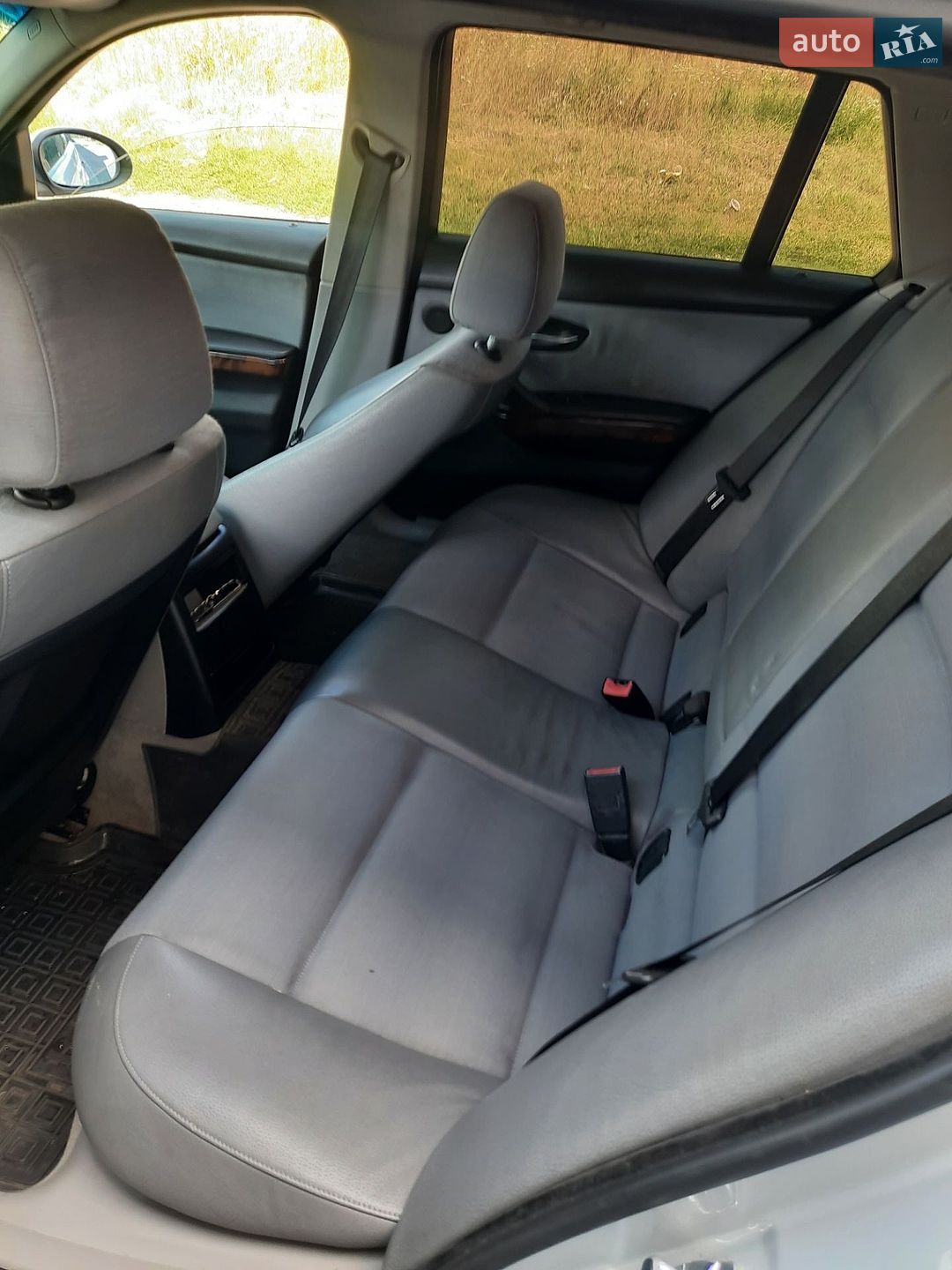 BMW 3 Series 2005 VIN WBAVU31060KZ01644 фото оголошення 9 з 9