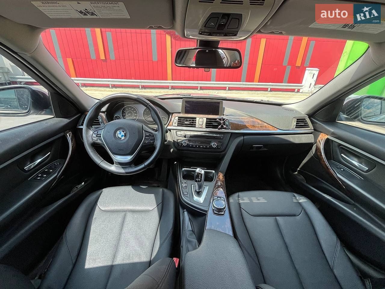 BMW 3 Series 2014 VIN WBA3C1C58EK112037 фото оголошення 8 з 14