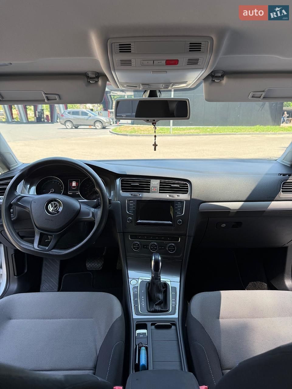 Volkswagen e-Golf 2015 VIN WVWKP7AU2FW905652 фото оголошення 17 з 23