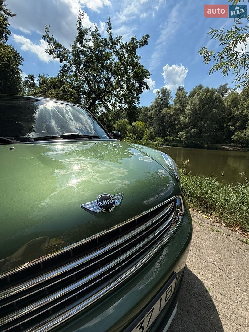 MINI Countryman 2015 VIN WMWXD5107FWT60965 фото оголошення 3 з 26