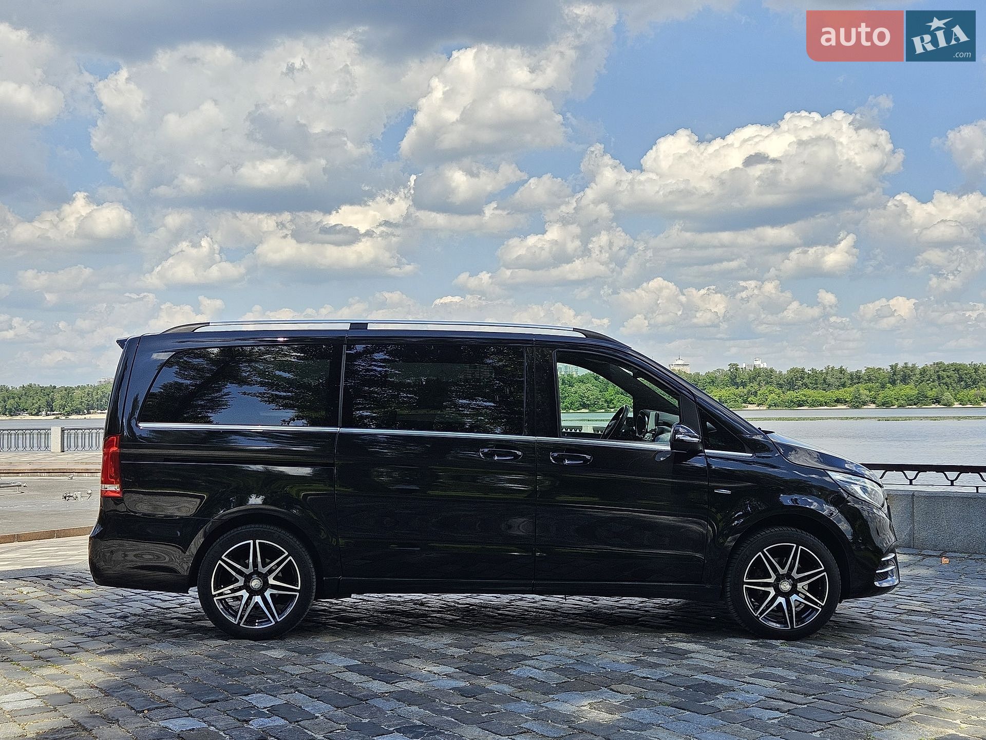 Mercedes-Benz V-Class 2017 VIN WDF44781313349293 фото оголошення 6 з 40