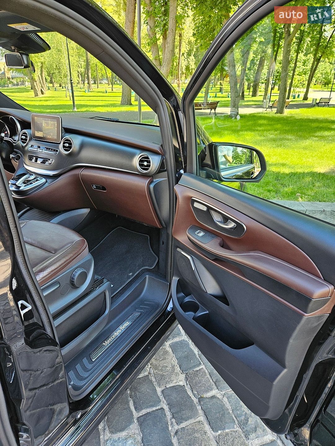Mercedes-Benz V-Class 2017 VIN WDF44781313349293 фото оголошення 26 з 40