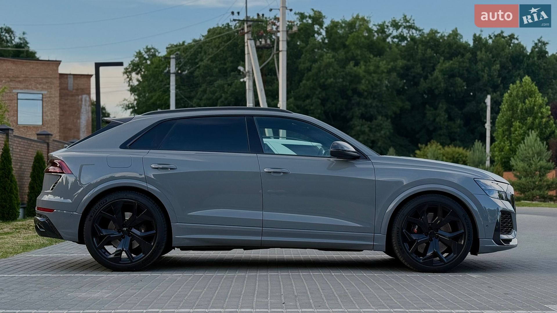 Audi RS Q8 2021 VIN WUAZZZF14ND011006 фото оголошення 6 з 30