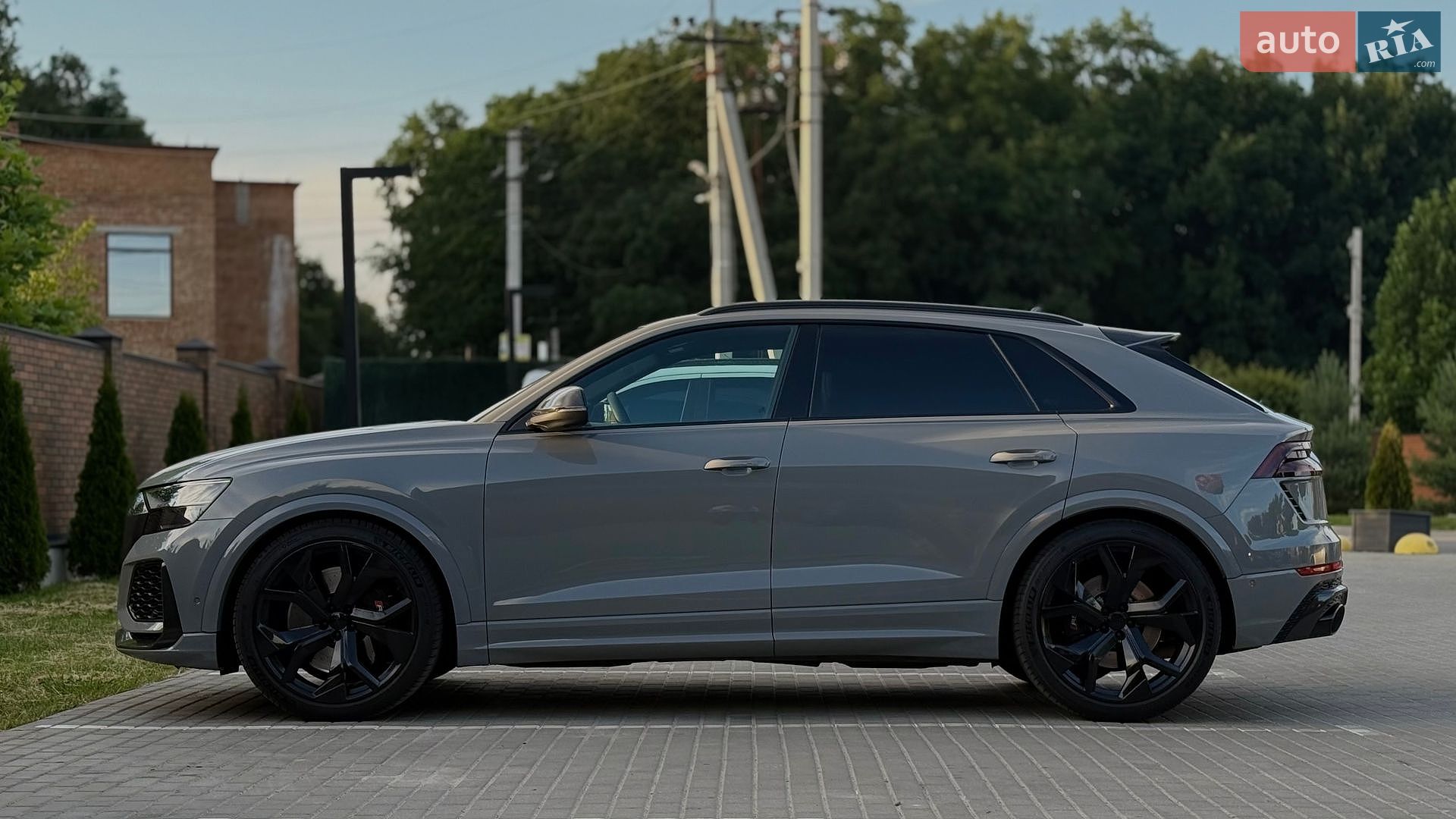 Audi RS Q8 2021 VIN WUAZZZF14ND011006 фото оголошення 7 з 30