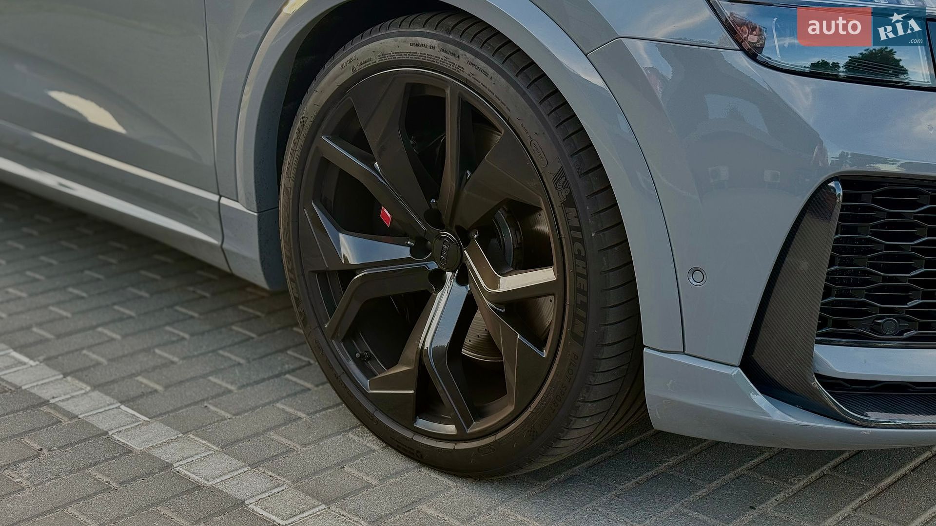 Audi RS Q8 2021 VIN WUAZZZF14ND011006 фото оголошення 14 з 30