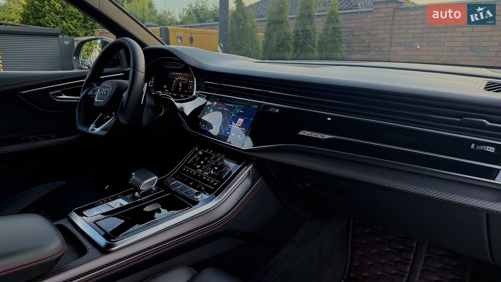 Audi RS Q8 2021 VIN WUAZZZF14ND011006 фото оголошення 15 з 30