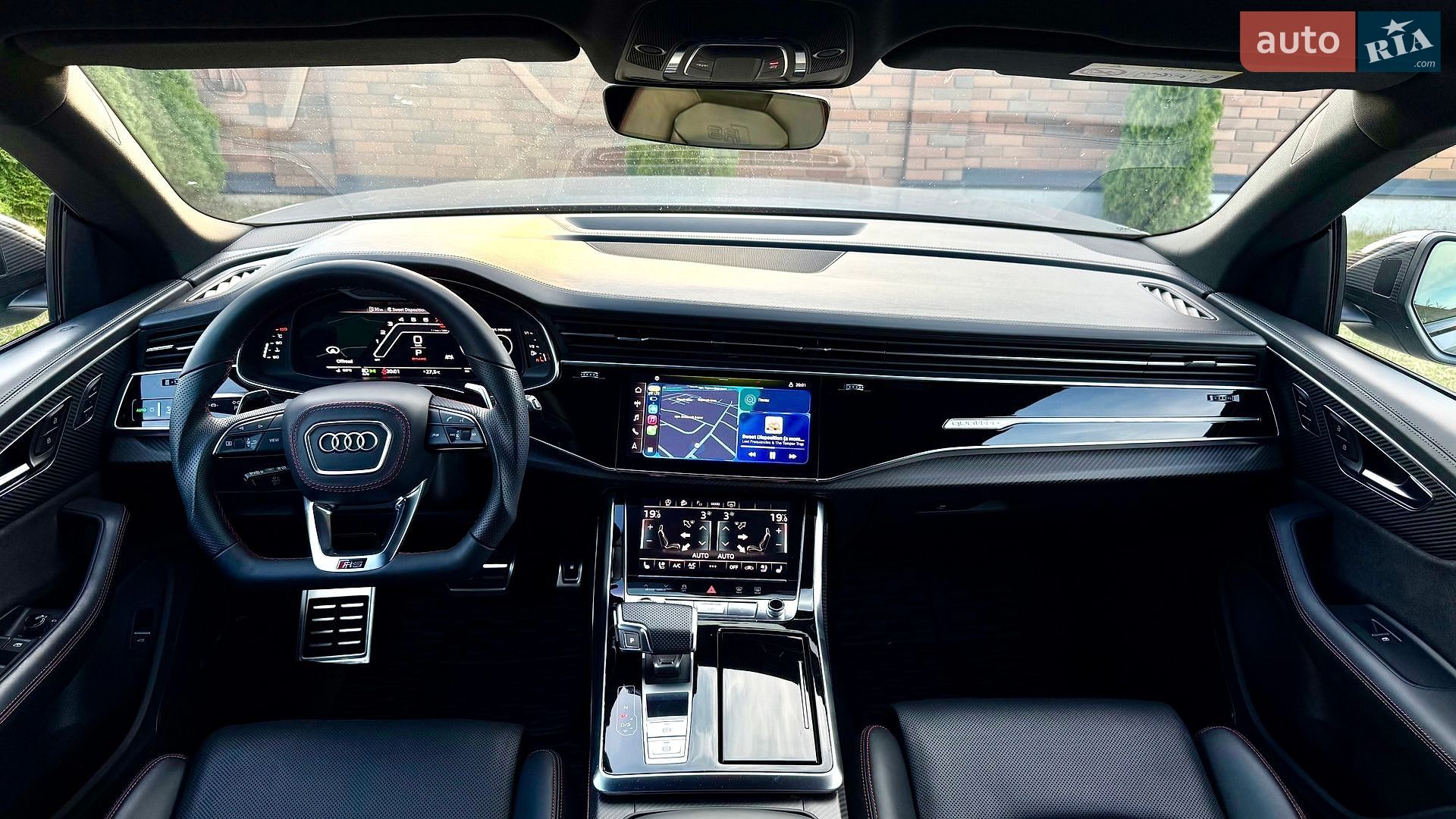 Audi RS Q8 2021 VIN WUAZZZF14ND011006 фото оголошення 16 з 30