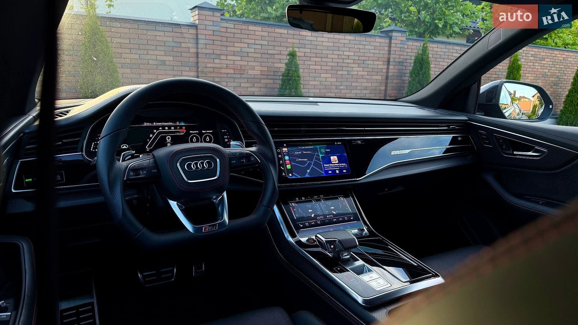 Audi RS Q8 2021 VIN WUAZZZF14ND011006 фото оголошення 17 з 30