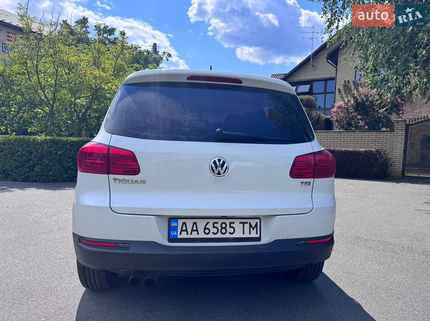 Volkswagen Tiguan 2016 VIN WVGAV7AXXGW602384 фото оголошення 6 з 10