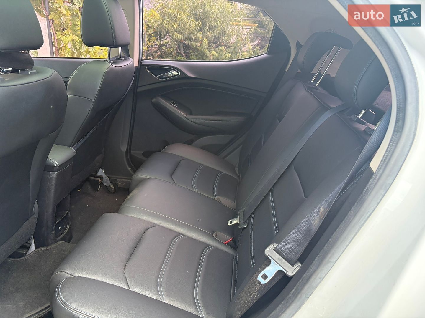BYD Yuan 2018 VIN LC0CE4DC1J0147557 фото оголошення 10 з 16