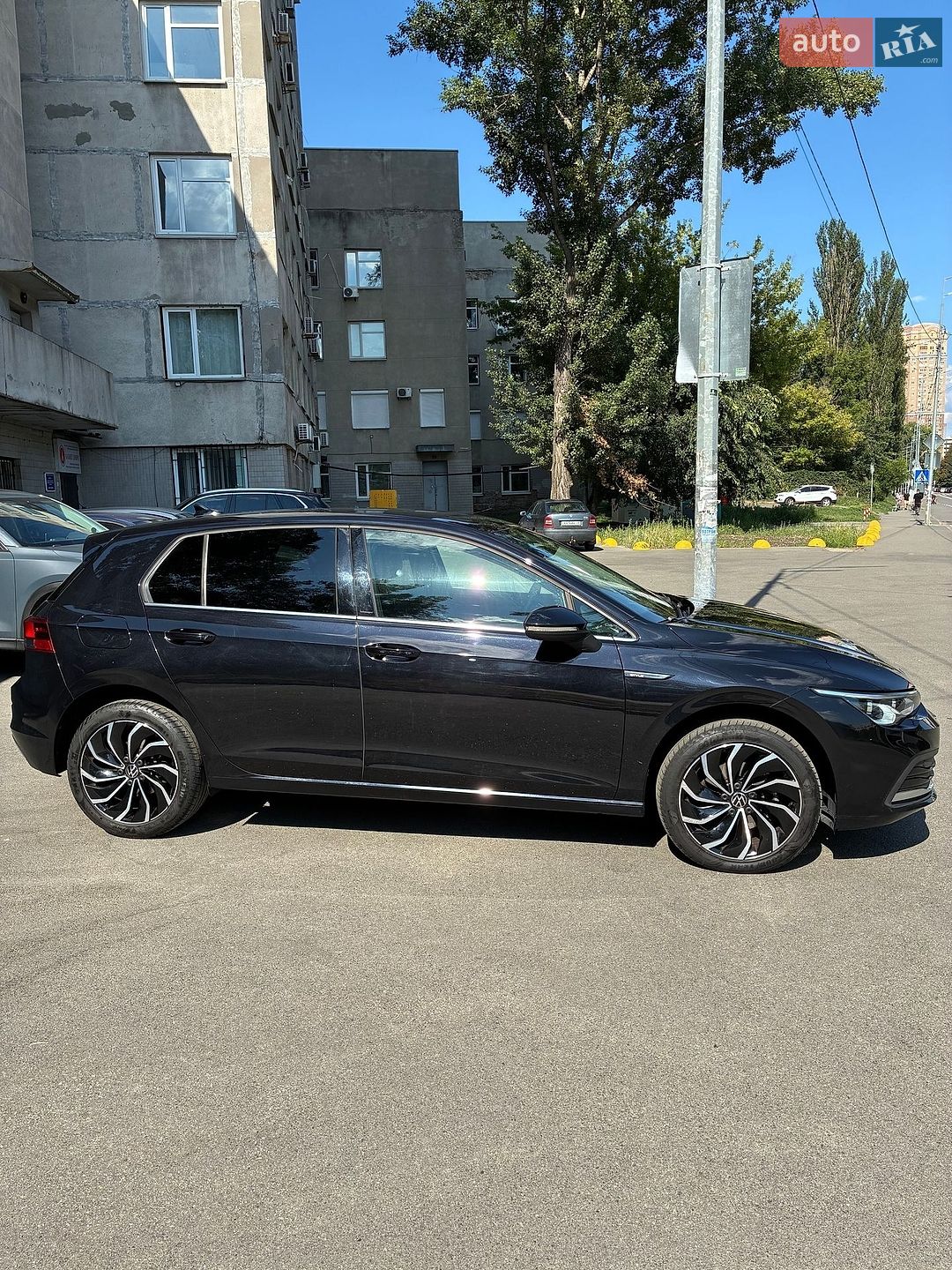 Volkswagen Golf 2021 VIN WVWZZZCDZMW103703 фото оголошення 3 з 20