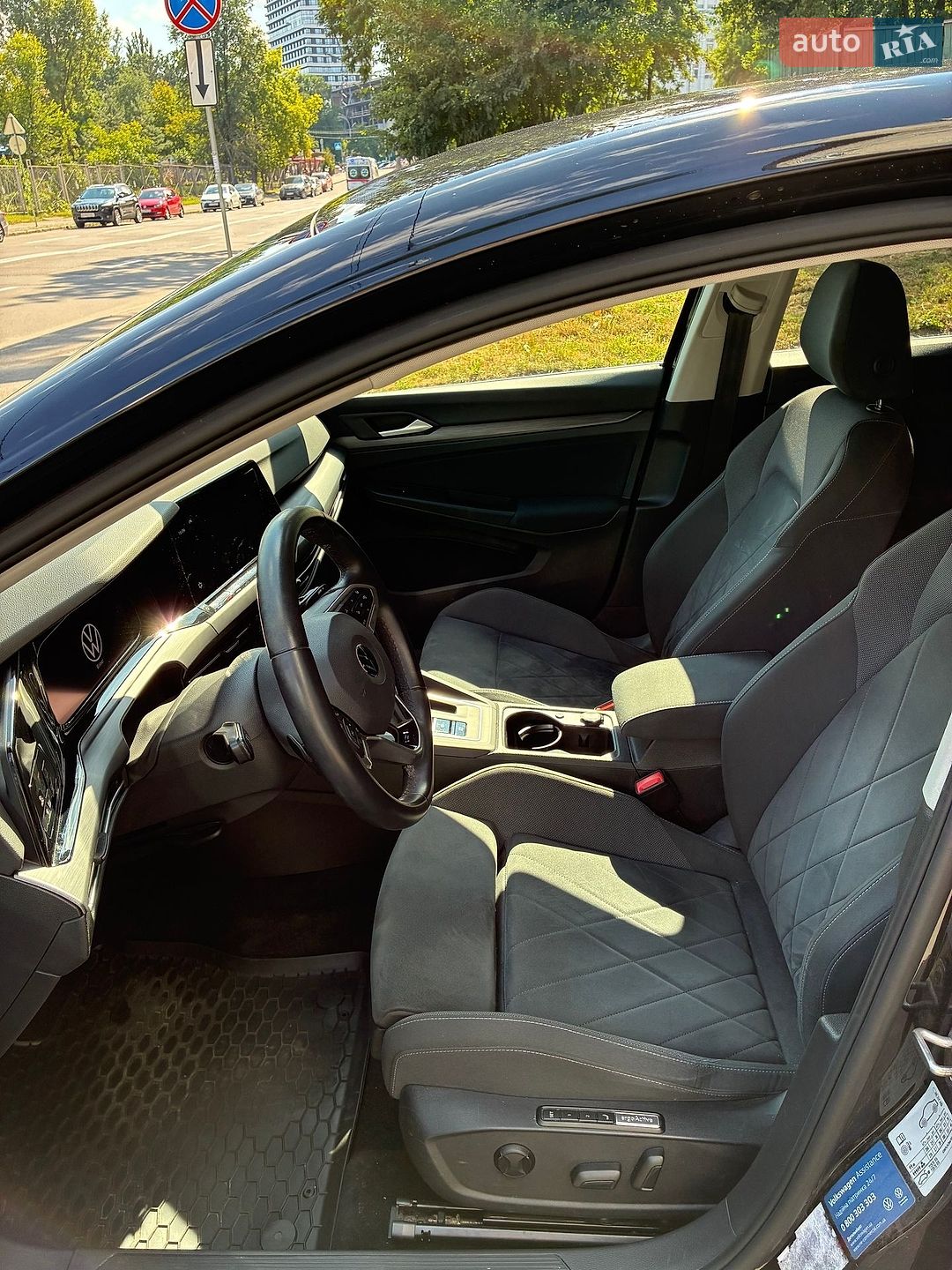 Volkswagen Golf 2021 VIN WVWZZZCDZMW103703 фото оголошення 12 з 20