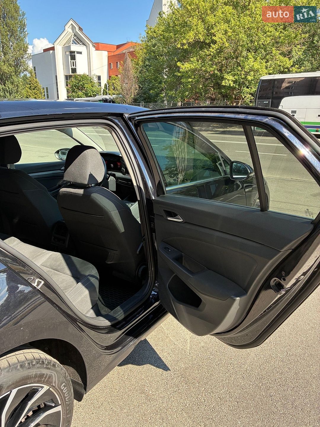 Volkswagen Golf 2021 VIN WVWZZZCDZMW103703 фото оголошення 18 з 20