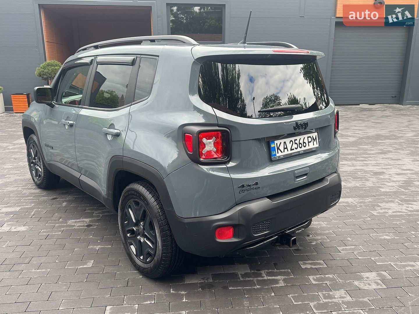 Jeep Renegade 2018 VIN ZACCJBABXJPH35084 фото оголошення 5 з 23