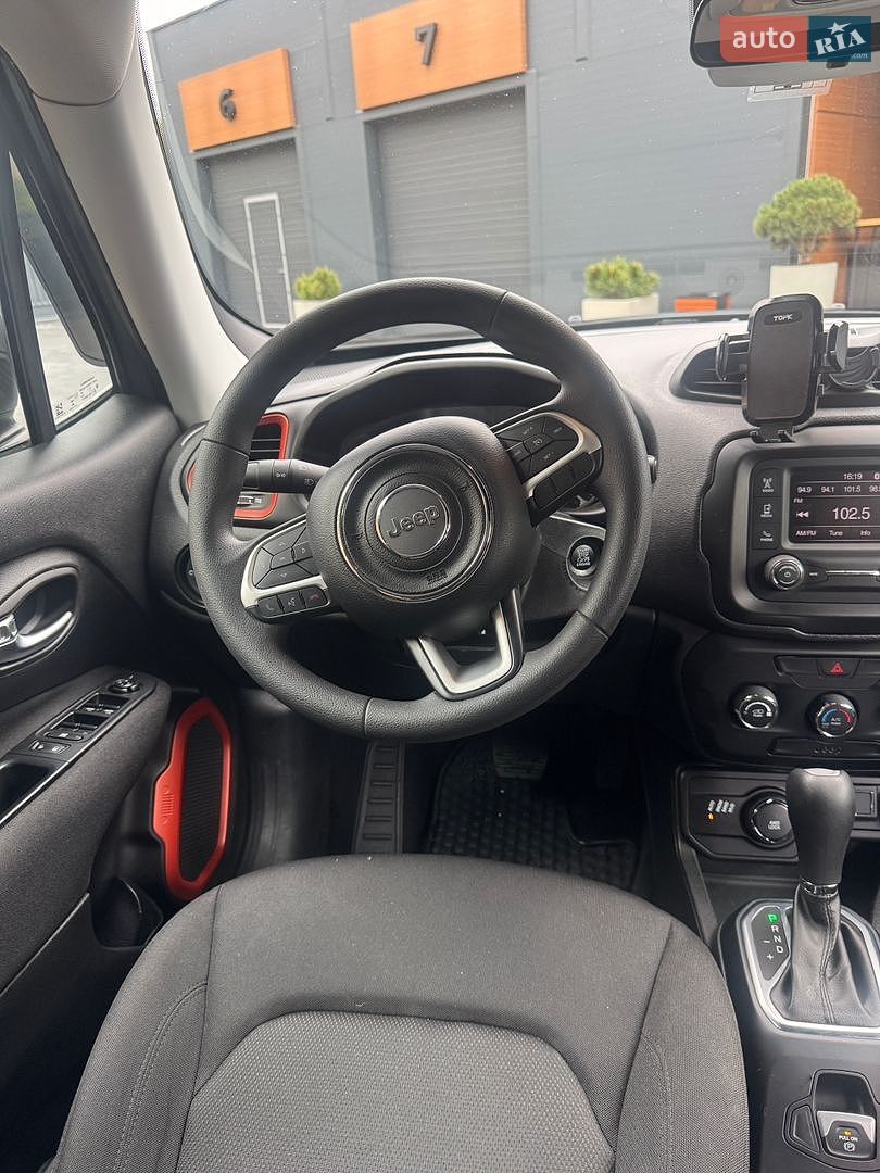 Jeep Renegade 2018 VIN ZACCJBABXJPH35084 фото оголошення 11 з 23