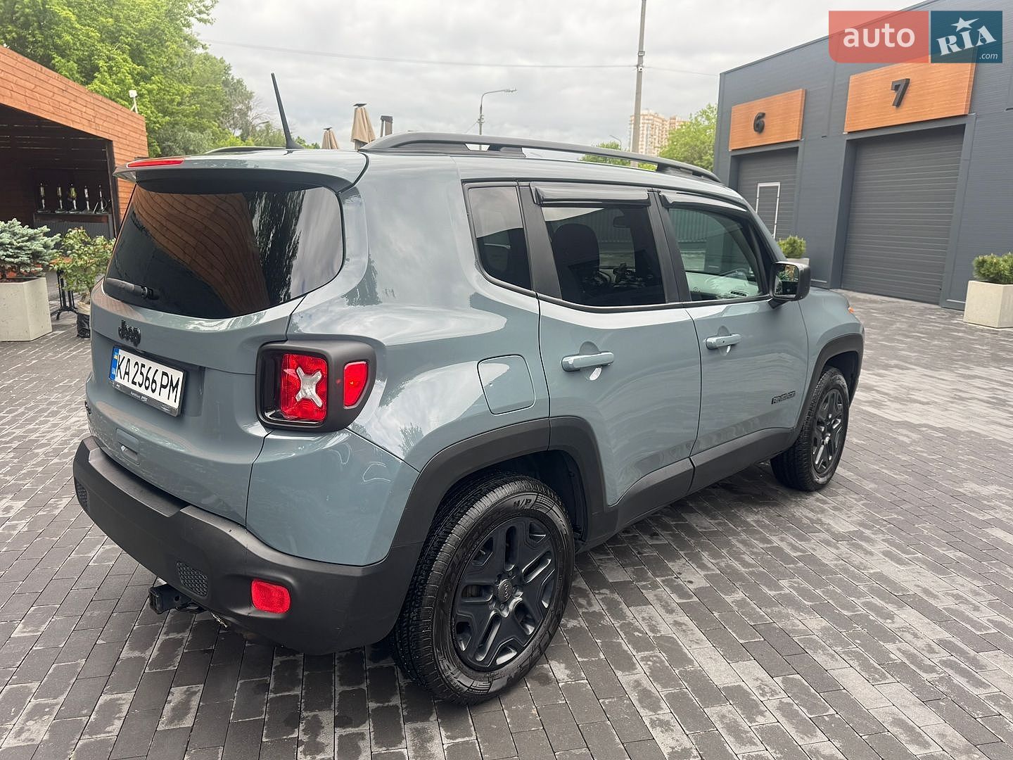 Jeep Renegade 2018 VIN ZACCJBABXJPH35084 фото оголошення 9 з 23