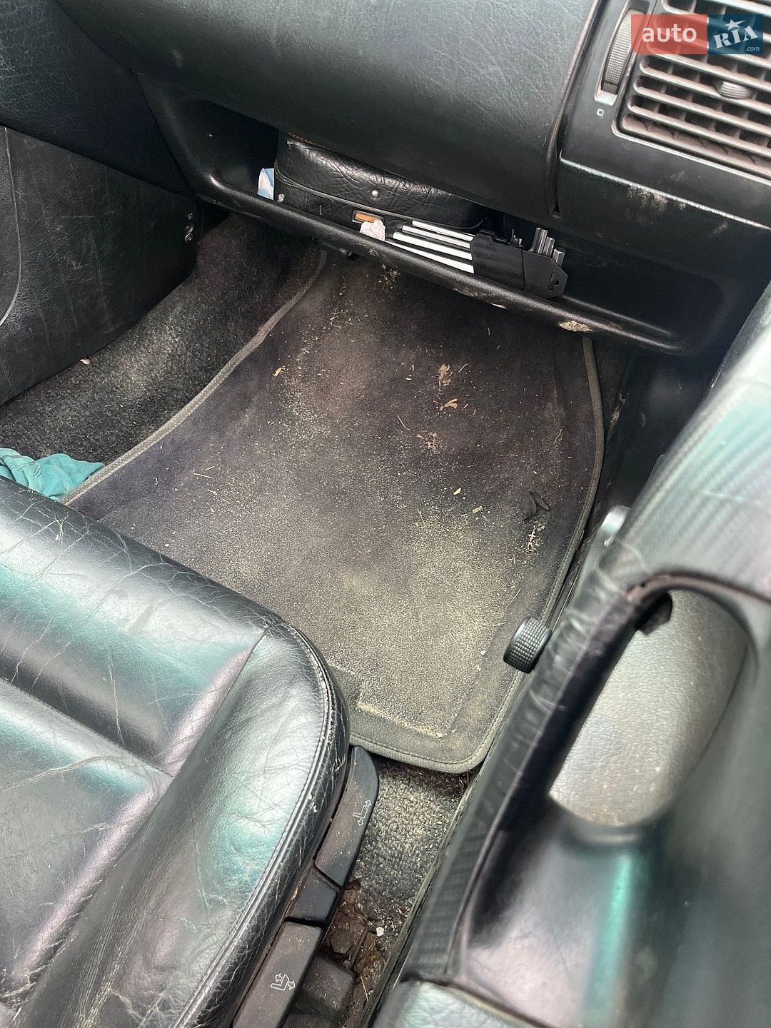 Volkswagen Passat 1994 VIN WVWZZZ3AZRE117071 фото оголошення 12 з 16